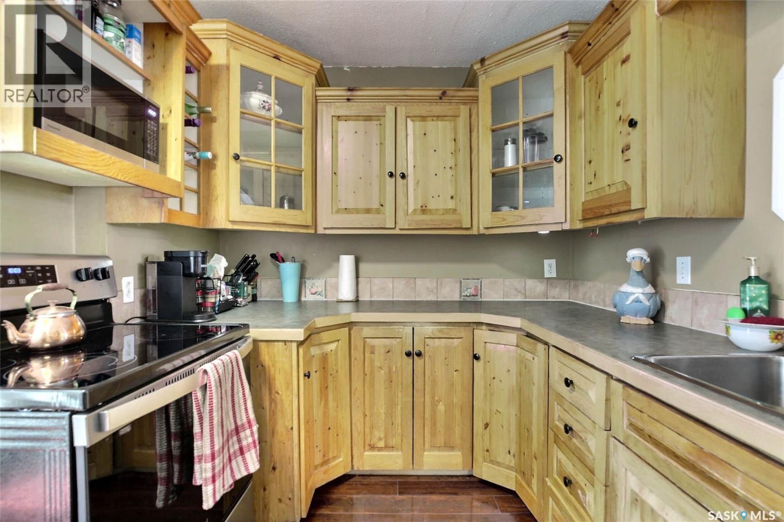 2241 Queen Street, Regina, Saskatchewan  S4T 4C6 - Photo 6 - SK040332