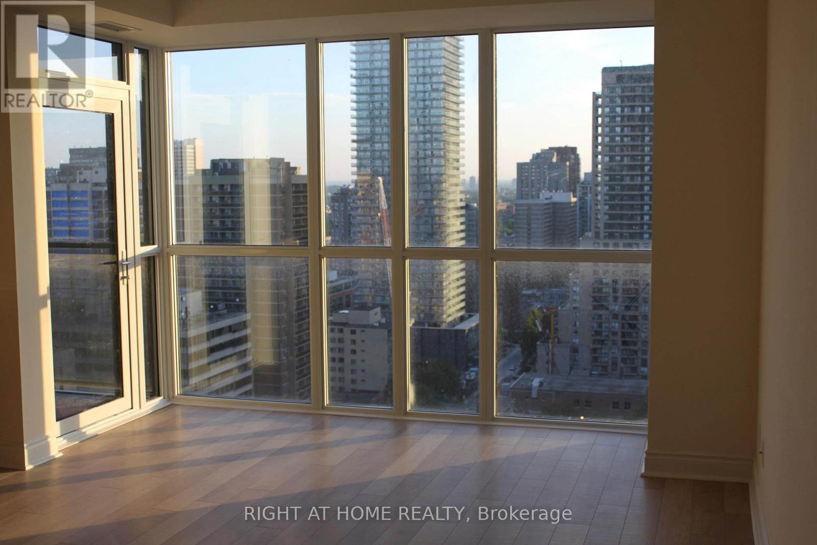 2505 - 28 Ted Rogers Way, Toronto, Ontario M4Y 2J4 - Photo 18 - C13481566