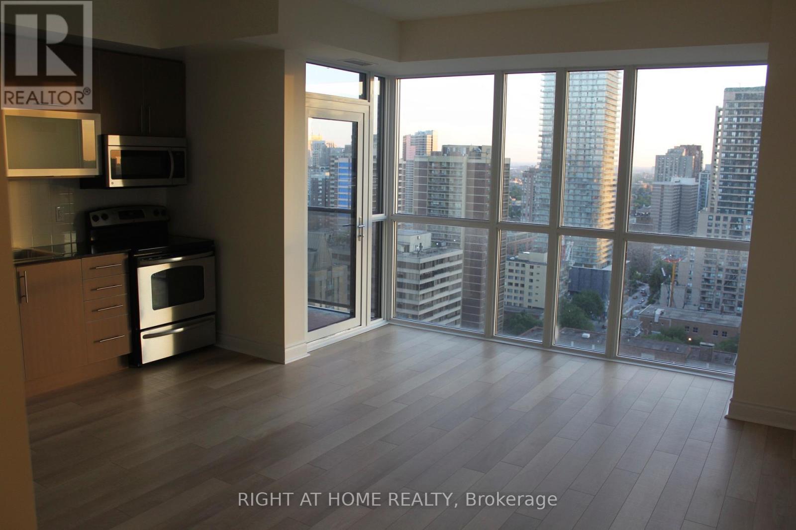 2505 - 28 Ted Rogers Way, Toronto, Ontario M4Y 2J4 - Photo 20 - C13481566