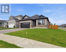 27 REDWOOD DRIVE, Belleville, Ontario