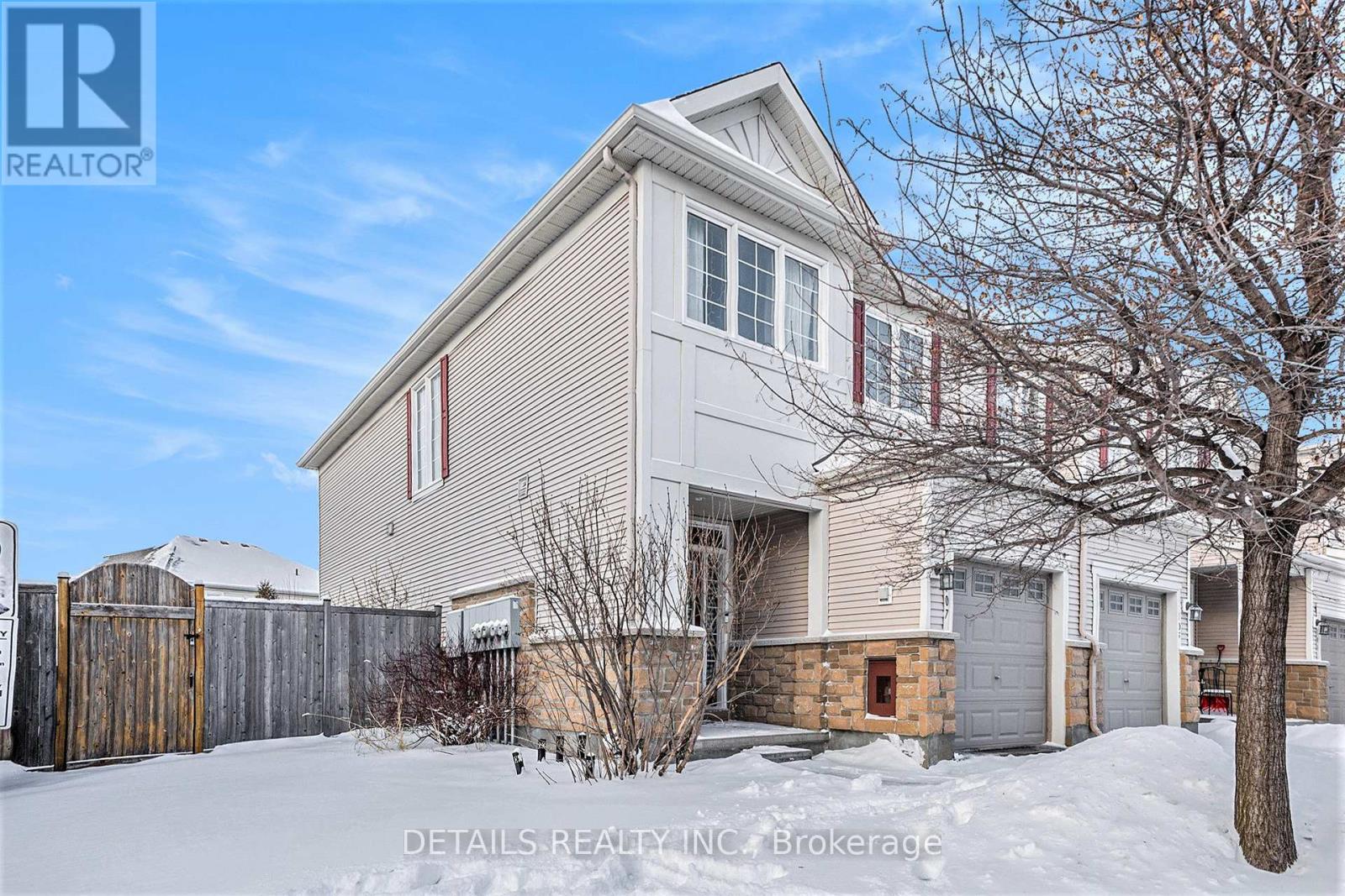 107 Lochnaw Private, Ottawa, Ontario K2J 0Z5 - Photo 2 - X13481768