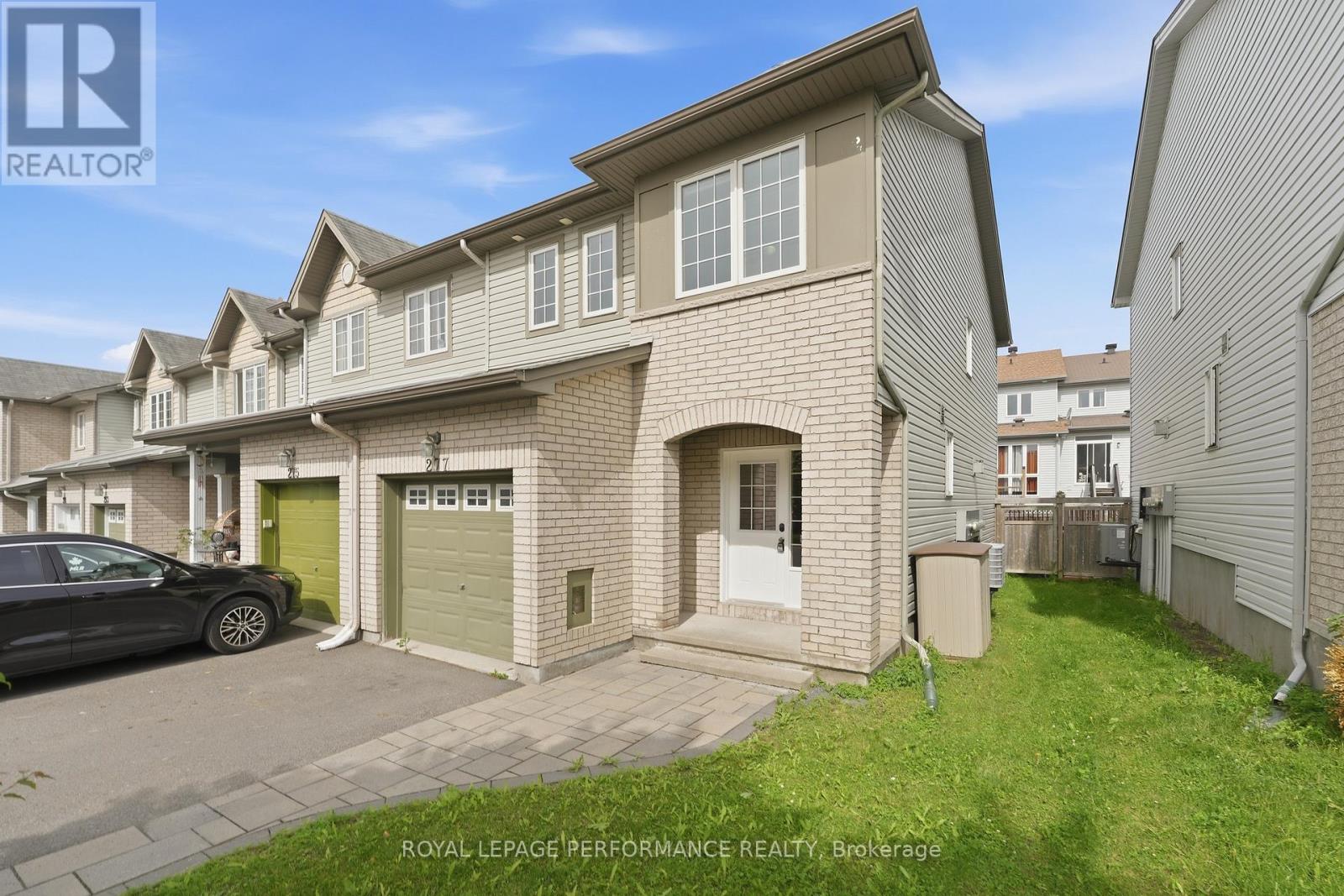 277 Rolling Meadow Crescent, Ottawa, Ontario  K1W 0A8 - Photo 2 - X13481812