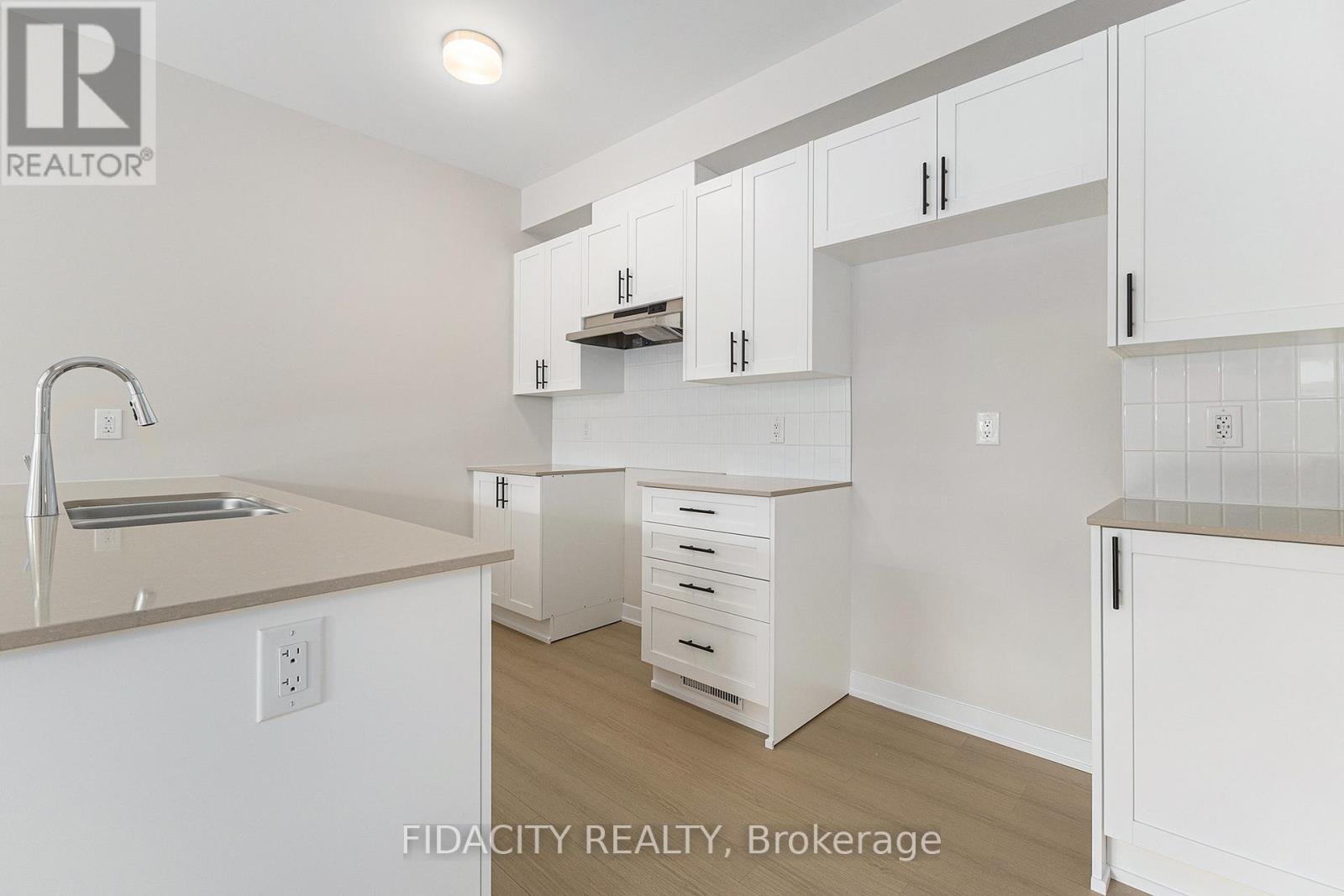 205 Beebalm Crescent, Ottawa, Ontario  K2J 7G9 - Photo 11 - X13481820