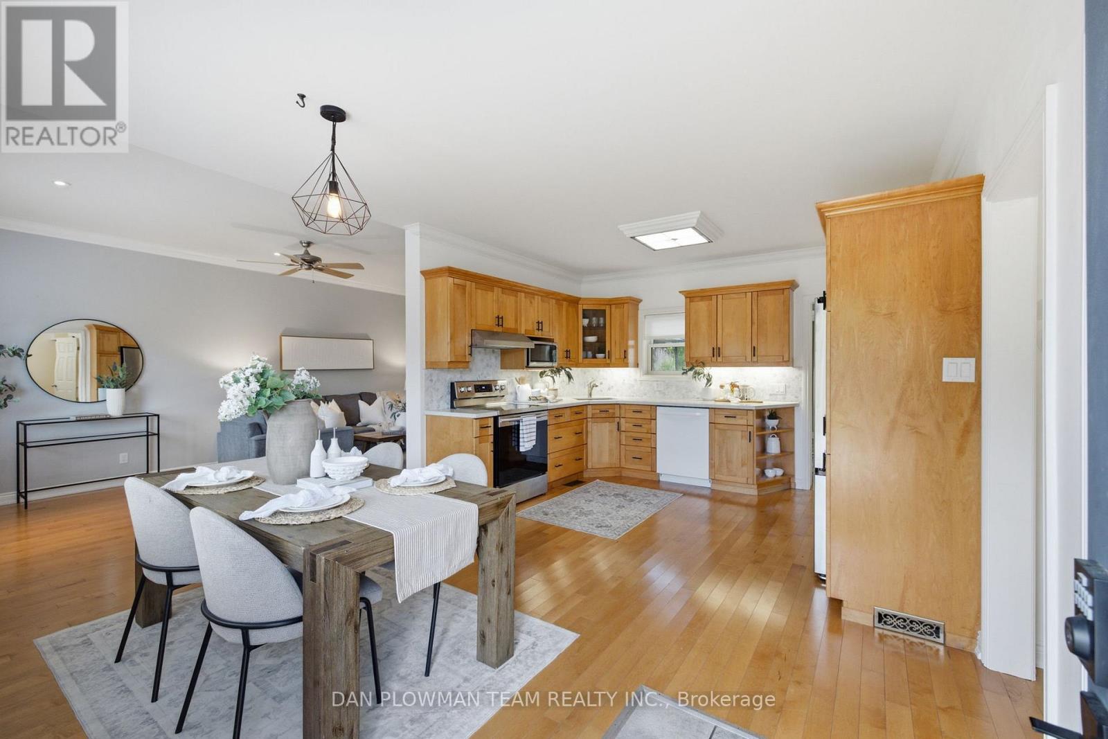 32 Andrew Street, Clarington, Ontario  L1B 1J3 - Photo 7 - E13481810