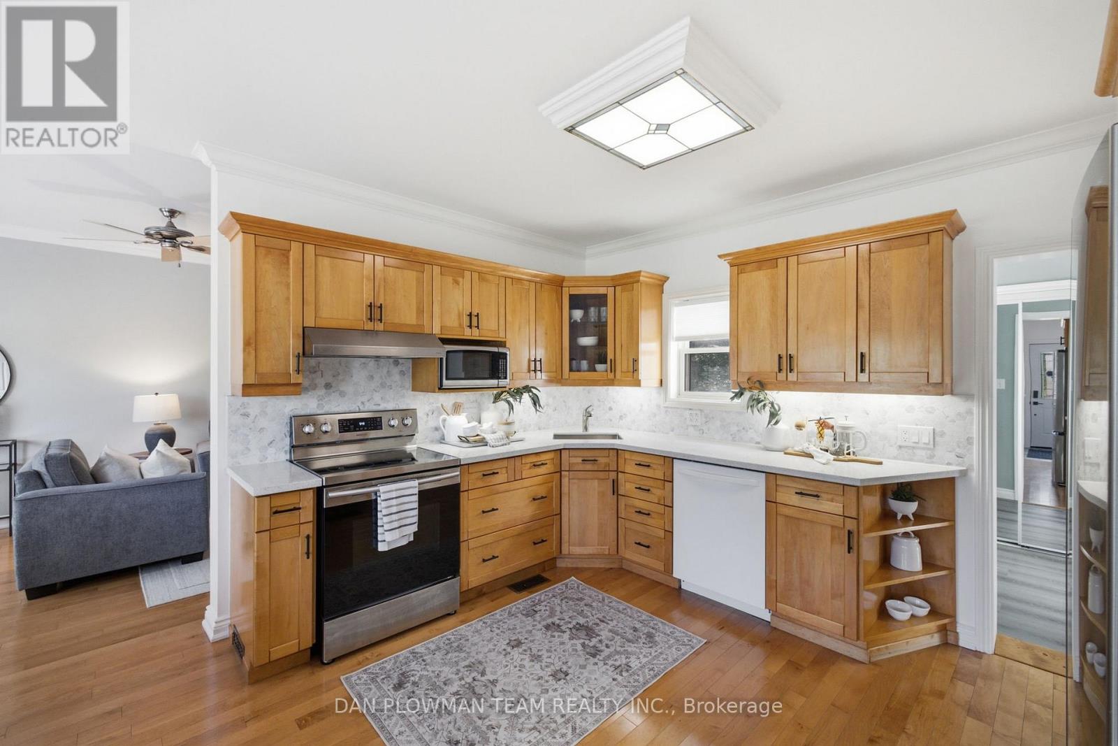 32 Andrew Street, Clarington, Ontario  L1B 1J3 - Photo 8 - E13481810