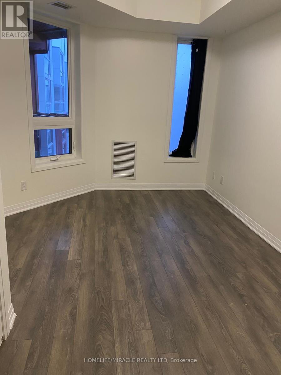 501 - 2 Adam Sellers Street, Markham, Ontario  L6B 1N2 - Photo 8 - N13481764