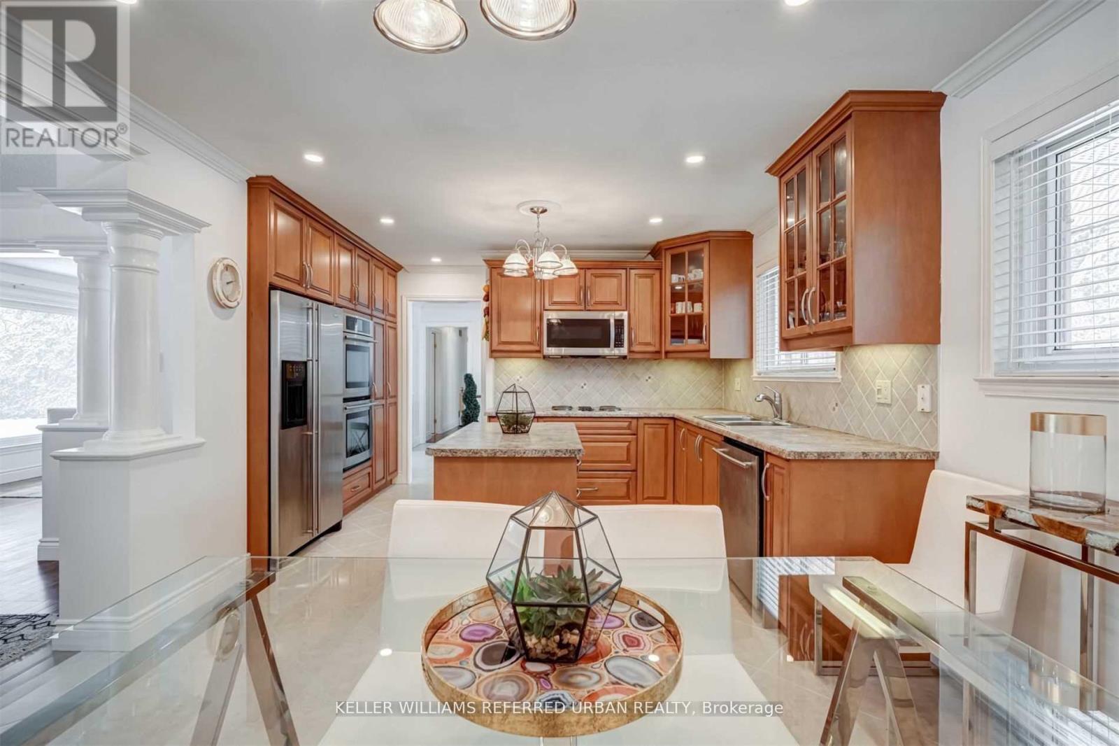 135 Jennifer Crescent, East Gwillimbury, Ontario  M5G 1M1 - Photo 12 - N13481778
