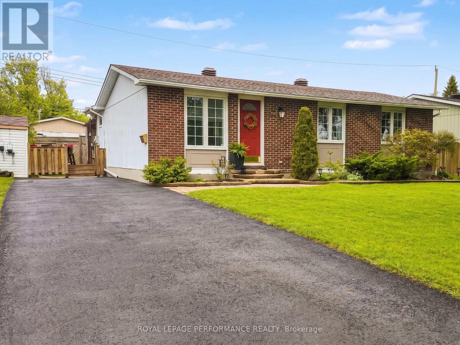 1497 BLACKHEATH STREET, Ottawa, Ontario