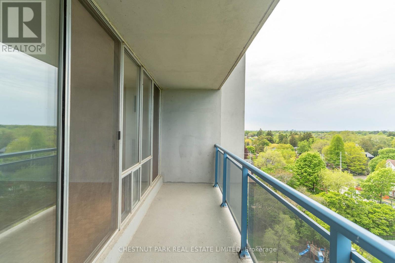 1412 - 150 Lakeshore Road W, Mississauga, Ontario  L5H 3R2 - Photo 32 - W13481784