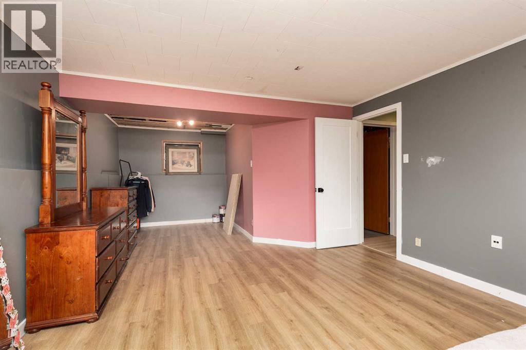 1210 24 Street N, Lethbridge, Alberta  T1H 3V5 - Photo 15 - A2323480