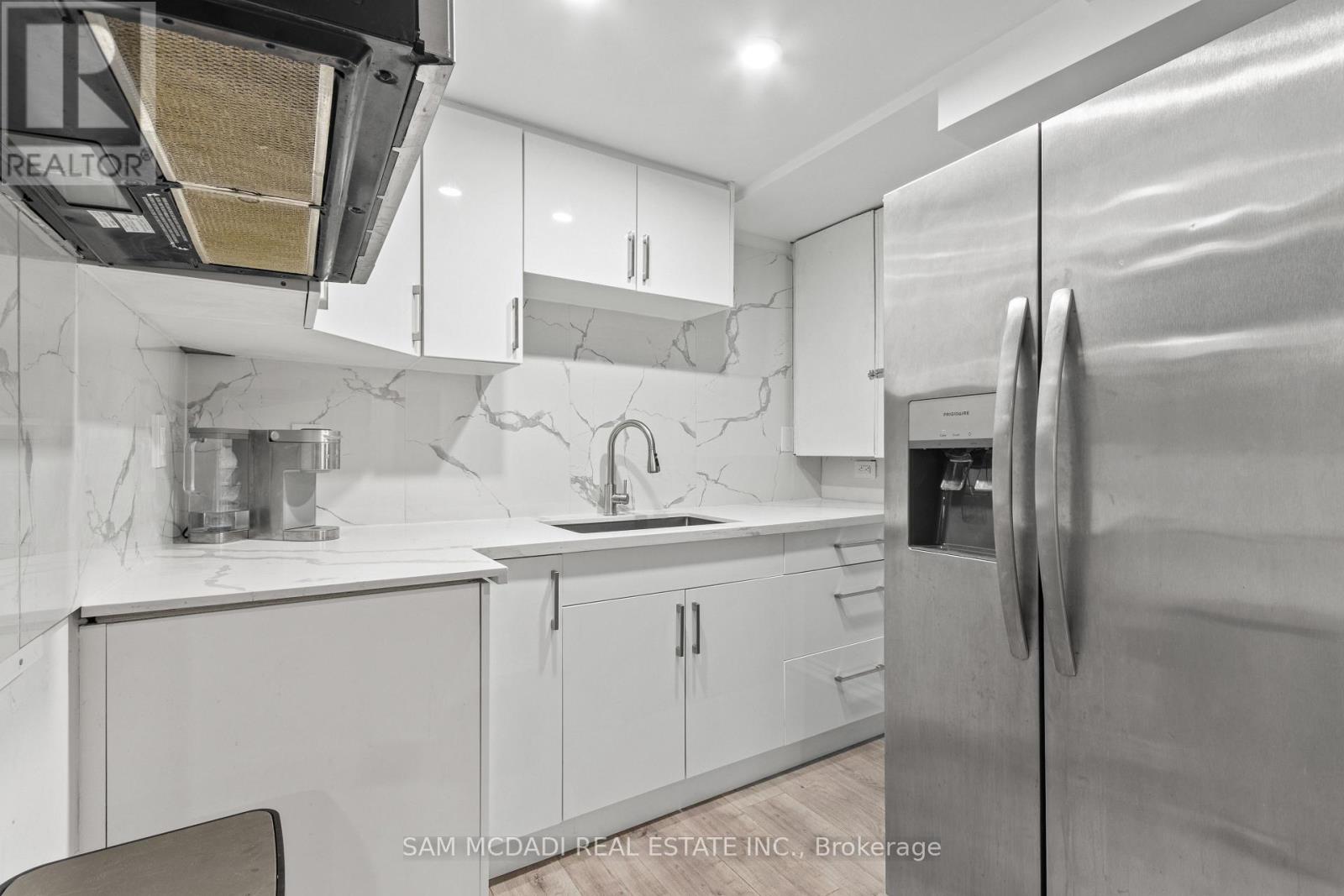 6282 Camgreen Circle, Mississauga, Ontario  L5N 4M6 - Photo 34 - W13136446