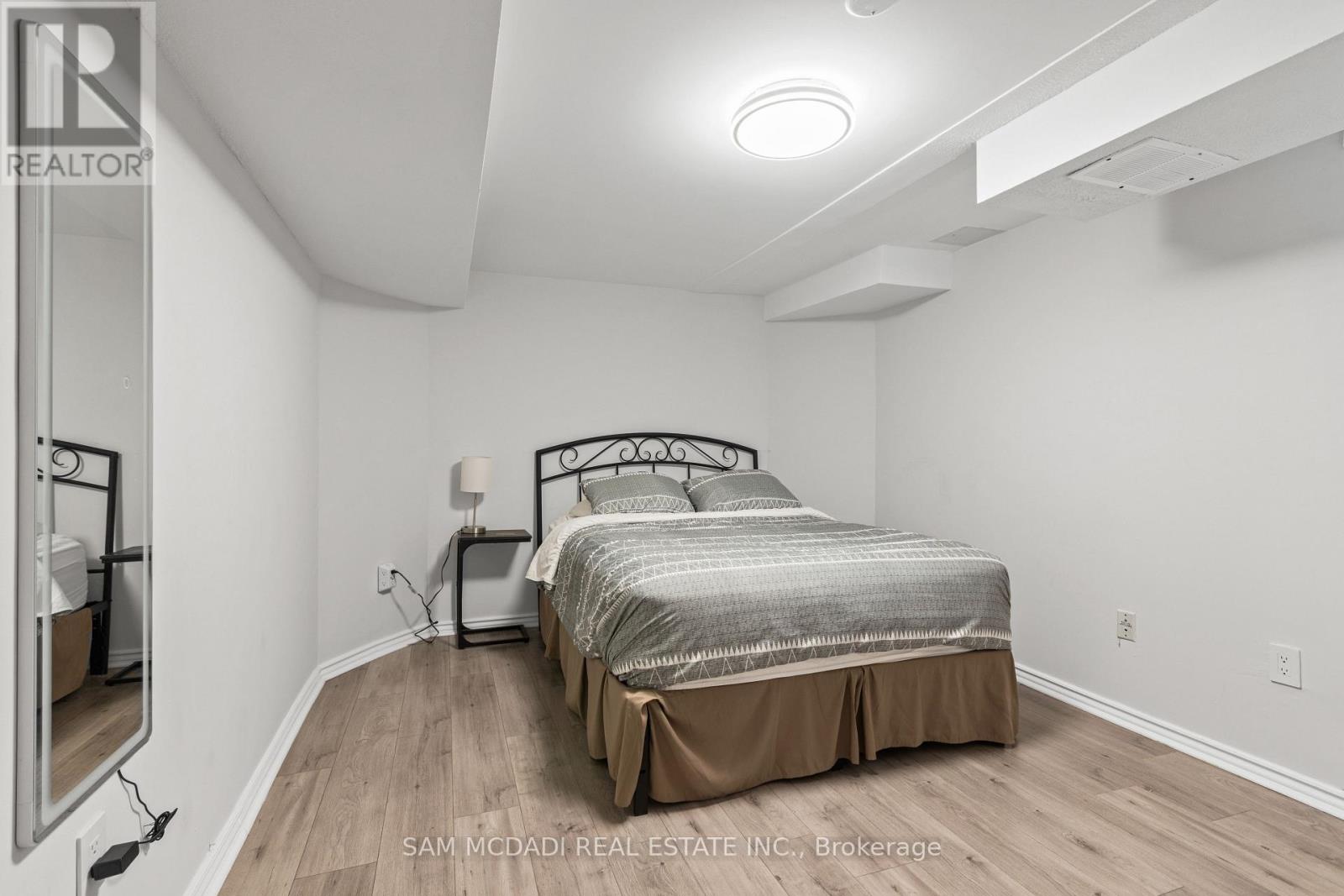 6282 Camgreen Circle, Mississauga, Ontario  L5N 4M6 - Photo 40 - W13136446