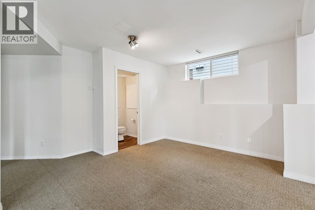 26 Spring Mews SW, Calgary, Alberta  T3H 3V1 - Photo 37 - A2323200