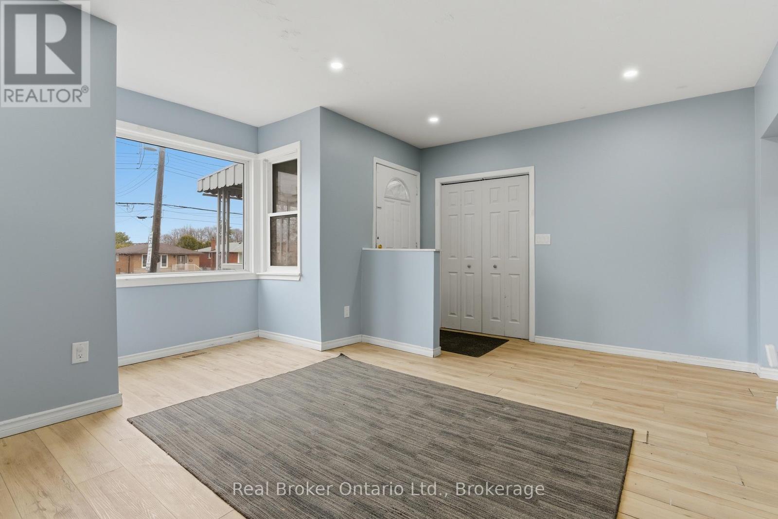 880 Lawrence Road, Hamilton, Ontario  L8K 2A3 - Photo 11 - X13481826
