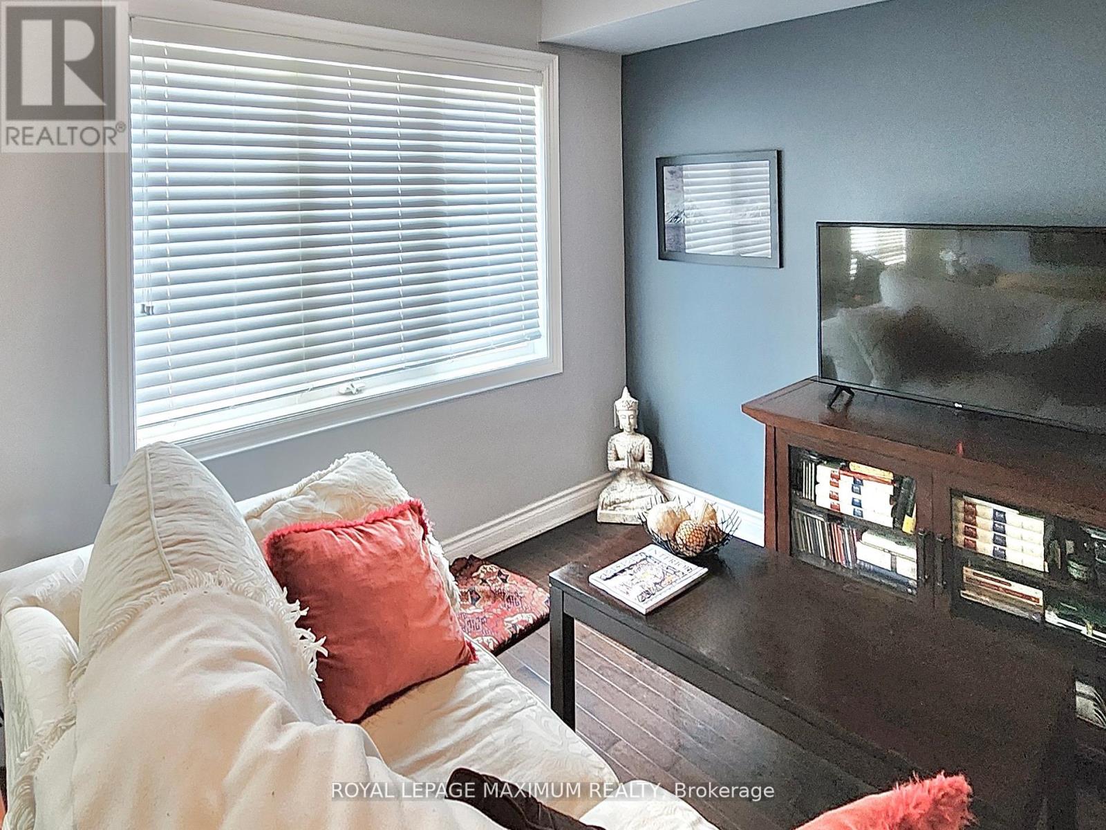 9 Flook Lane, Toronto, Ontario  M2R 1C4 - Photo 9 - C13481822