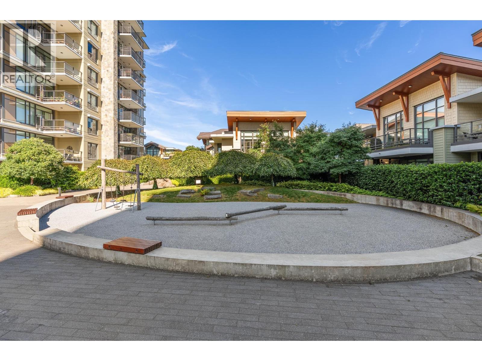 404 1210 E 27th Street, North Vancouver, British Columbia  V7J 0C5 - Photo 34 - R3139304