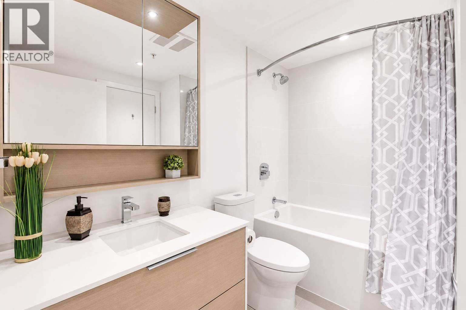 1618 Pullman Porter Street, Vancouver, British Columbia  V6A 0H2 - Photo 9 - R3139307