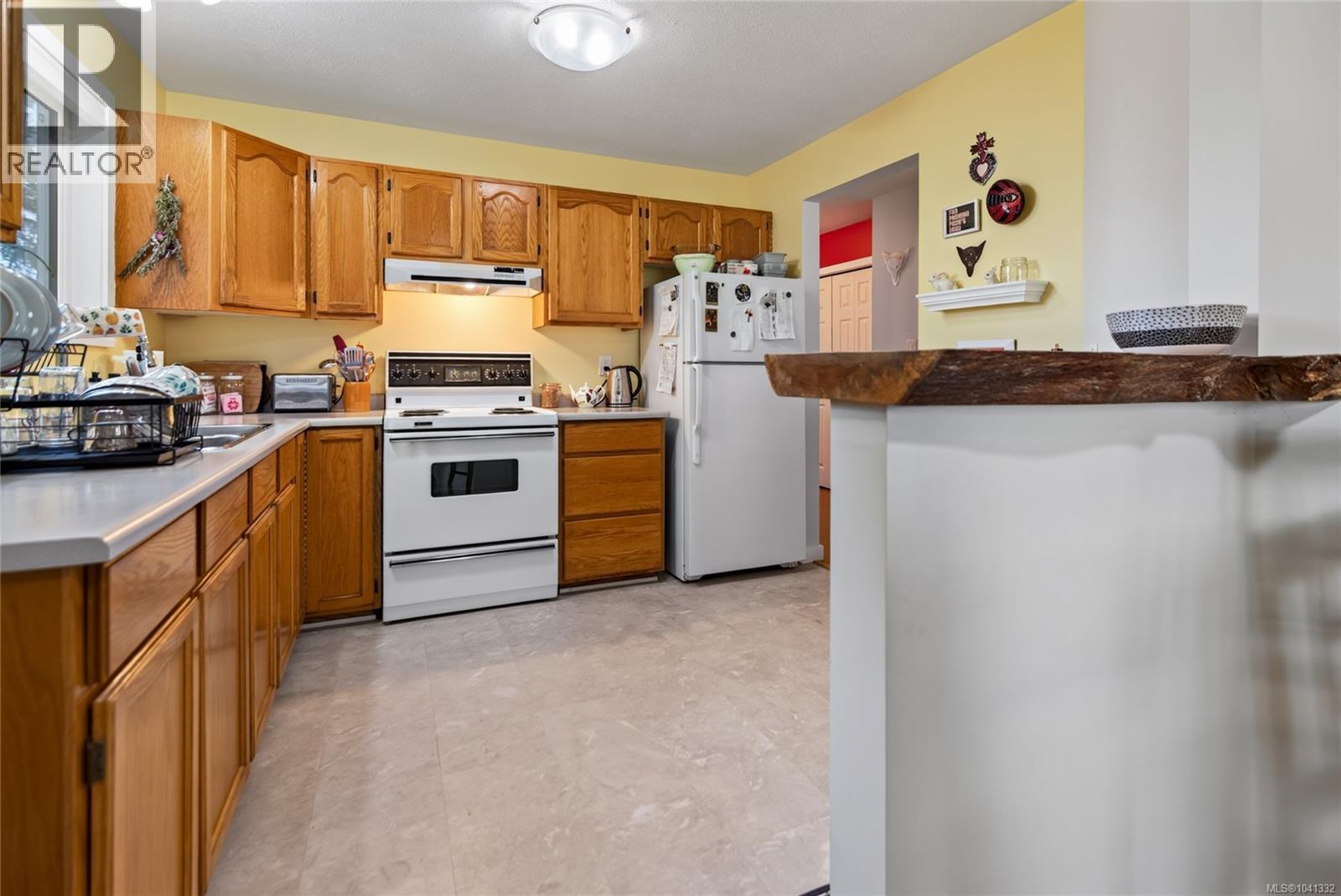 4 2736 Ulverston Ave, Cumberland, British Columbia  V0R 1S0 - Photo 18 - 1041332
