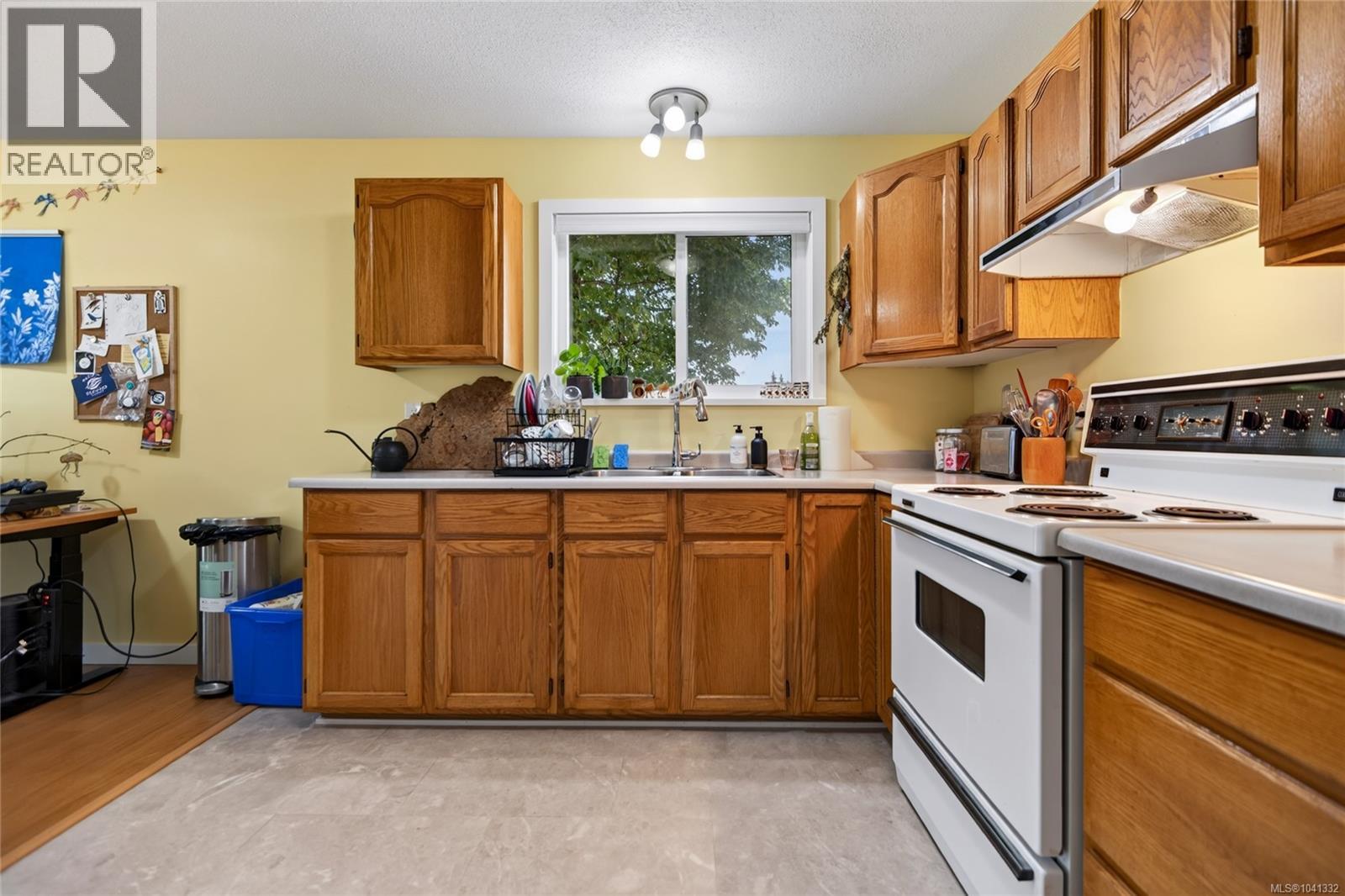 4 2736 Ulverston Ave, Cumberland, British Columbia  V0R 1S0 - Photo 21 - 1041332