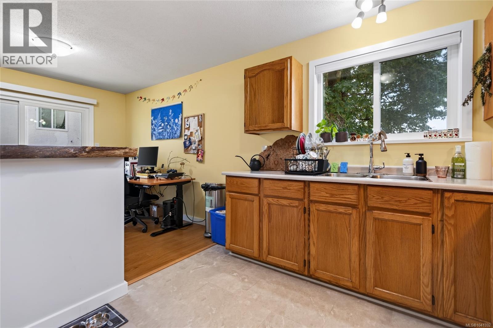 4 2736 Ulverston Ave, Cumberland, British Columbia  V0R 1S0 - Photo 22 - 1041332