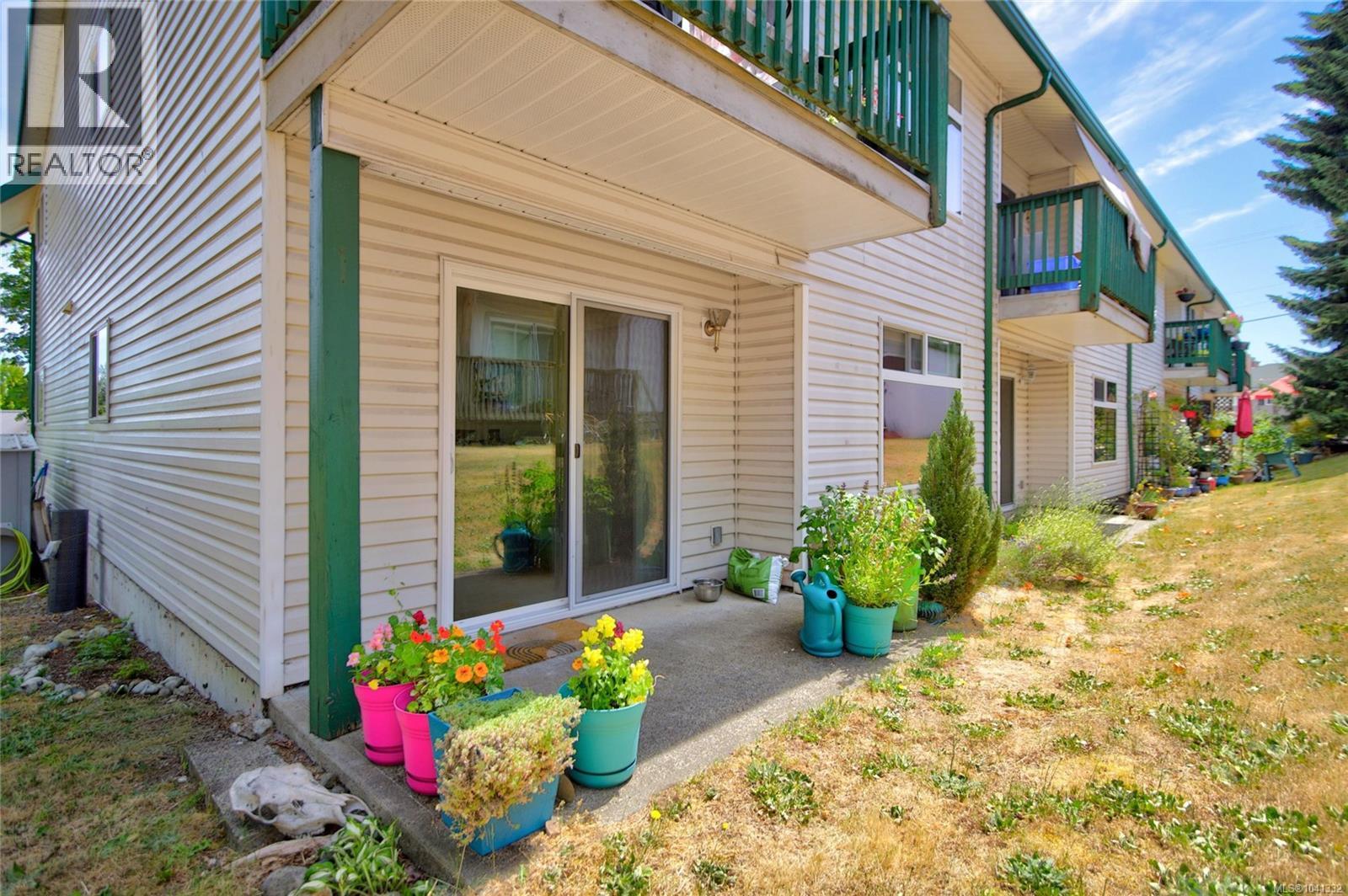 4 2736 Ulverston Ave, Cumberland, British Columbia  V0R 1S0 - Photo 32 - 1041332