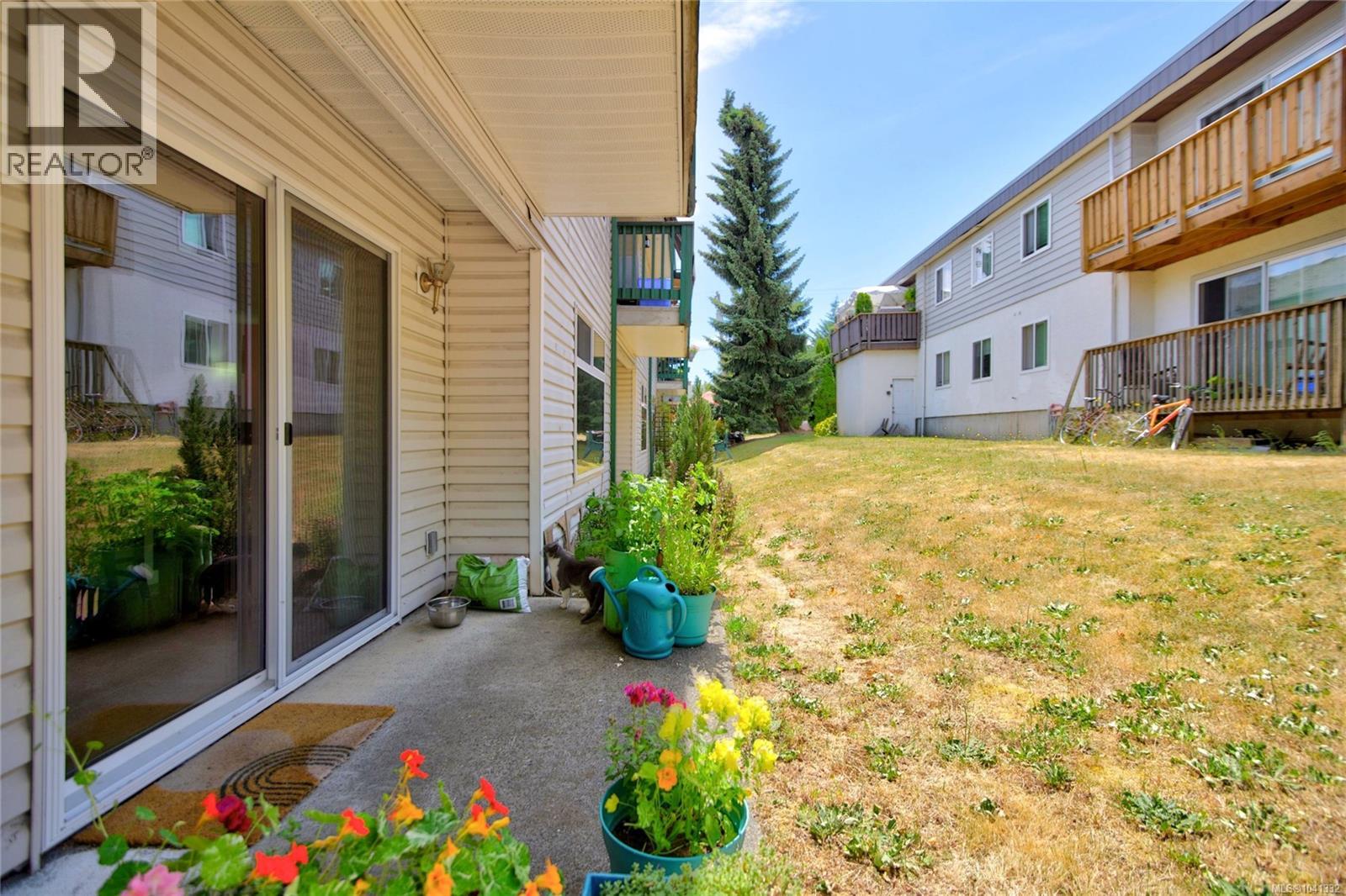 4 2736 Ulverston Ave, Cumberland, British Columbia  V0R 1S0 - Photo 35 - 1041332