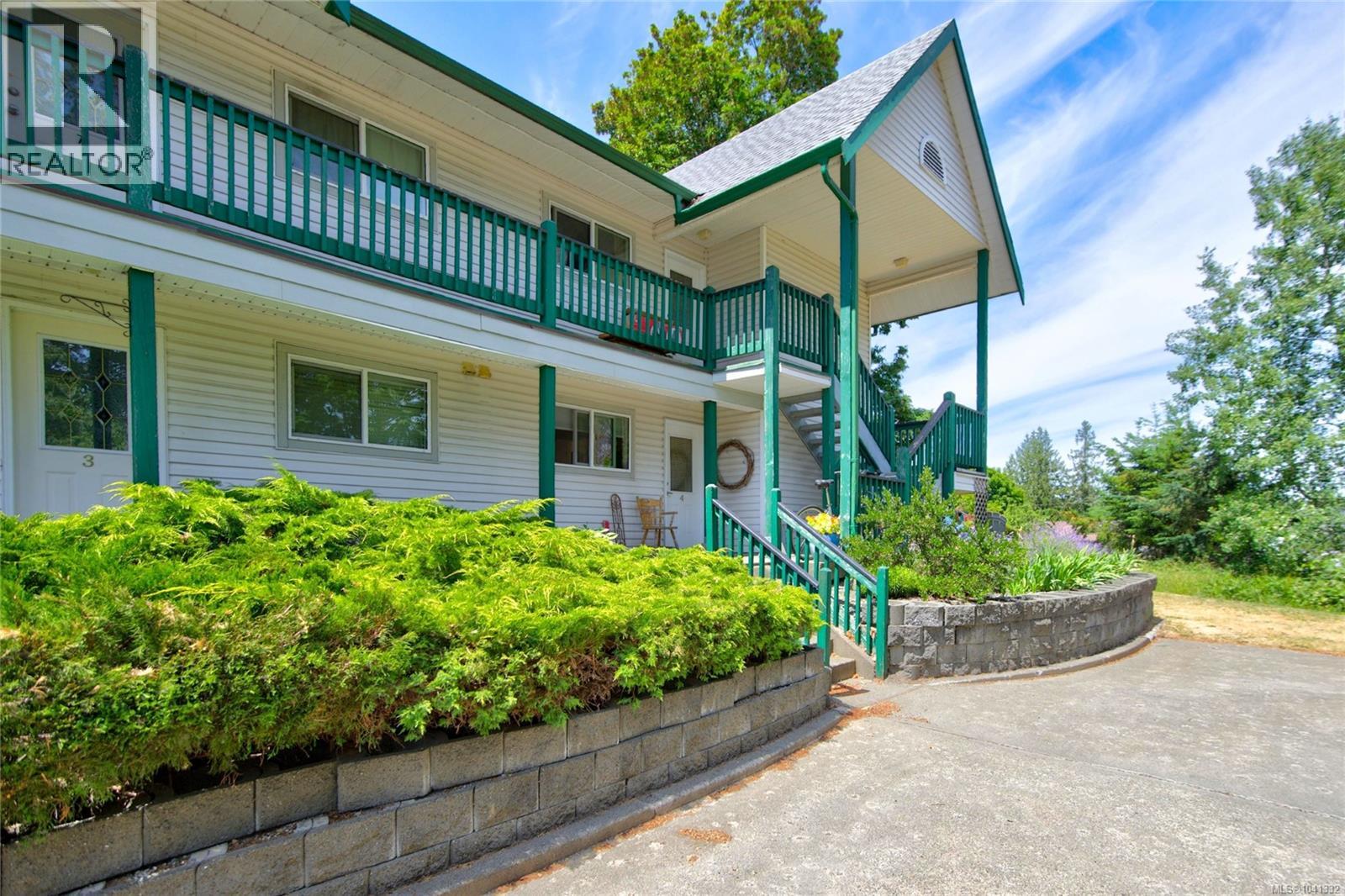 4 2736 Ulverston Ave, Cumberland, British Columbia  V0R 1S0 - Photo 4 - 1041332