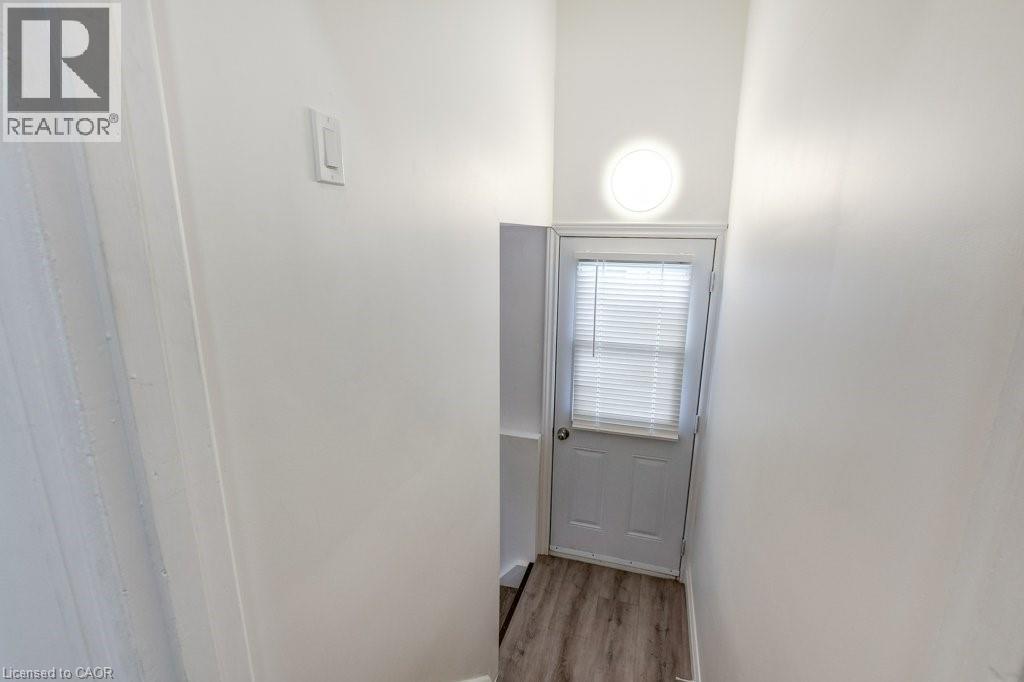 202 Erindale Avenue, Hamilton, Ontario  L8K 4R7 - Photo 18 - 40839840