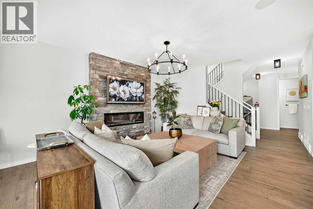 791 Cranbrook Gardens SE, Calgary, Alberta  T3M 3L4 - Photo 10 - A2322433