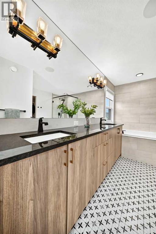 791 Cranbrook Gardens SE, Calgary, Alberta  T3M 3L4 - Photo 22 - A2322433