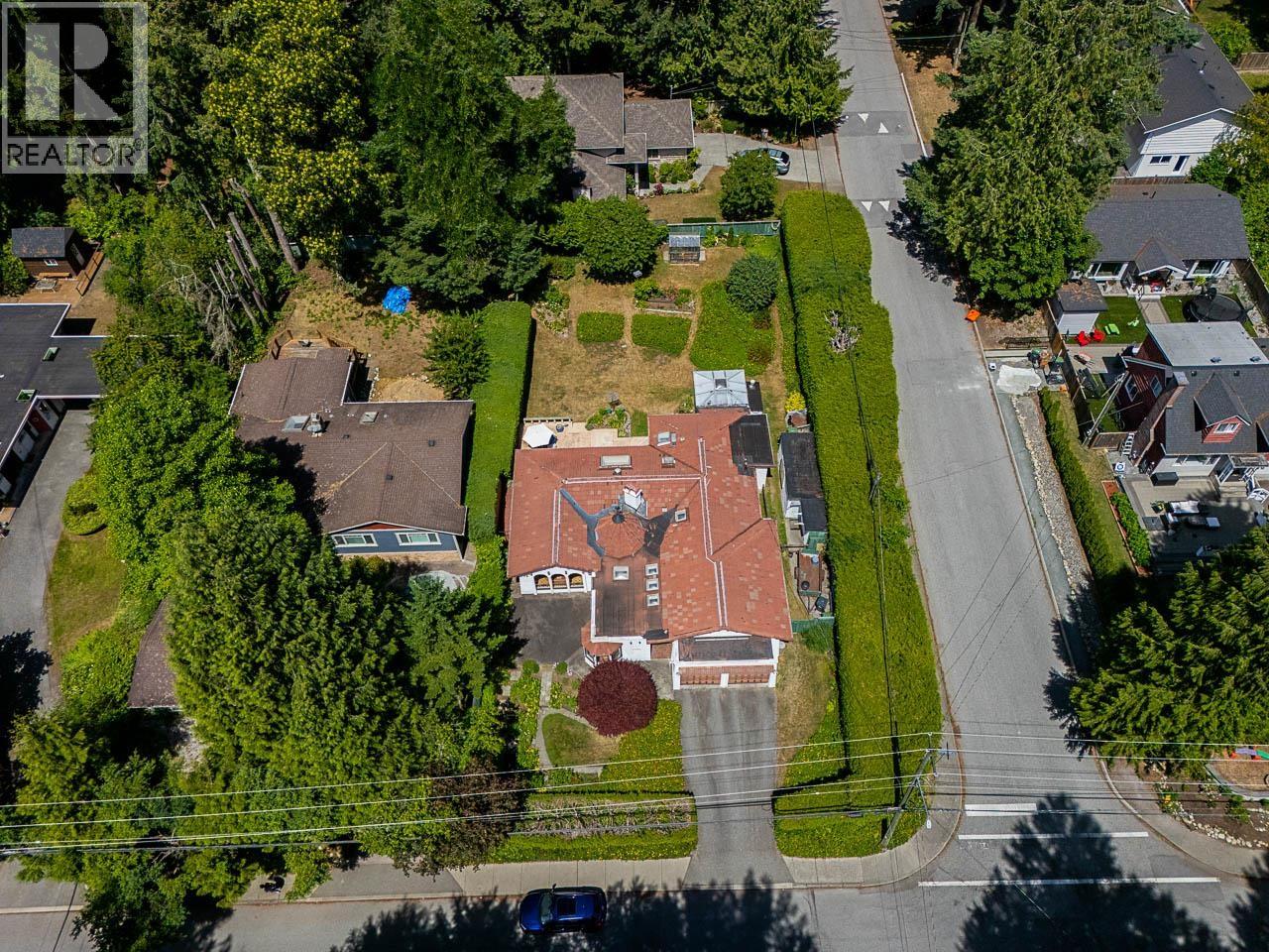 1110 Handsworth Road, North Vancouver, British Columbia  V7R 2A8 - Photo 32 - R3139246