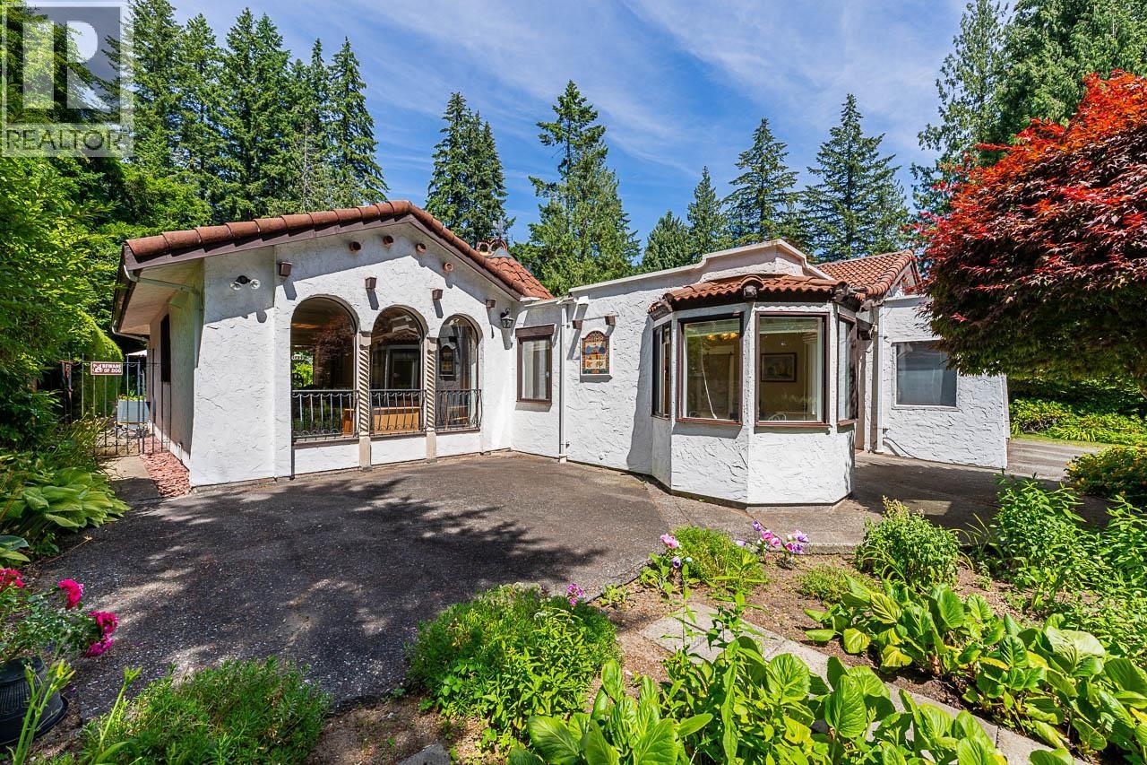 1110 Handsworth Road, North Vancouver, British Columbia  V7R 2A8 - Photo 4 - R3139246
