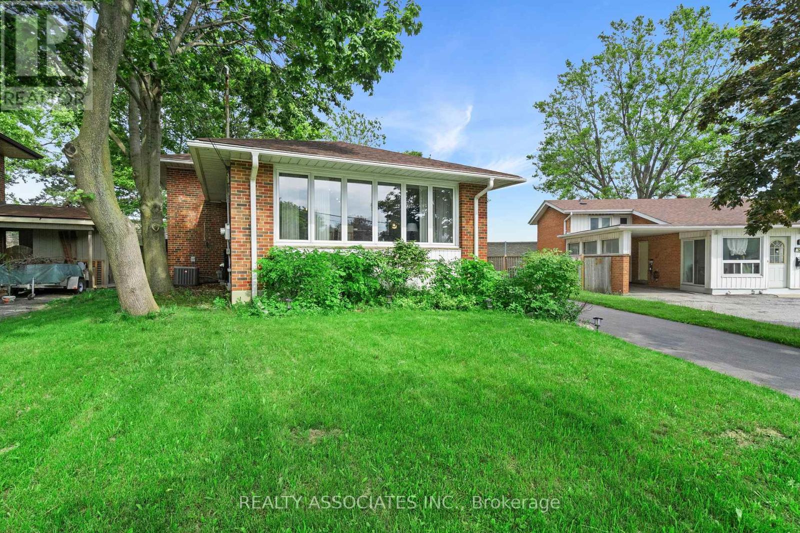 12 By Pass Court, Toronto, Ontario  M1T 1L1 - Photo 35 - E13462002