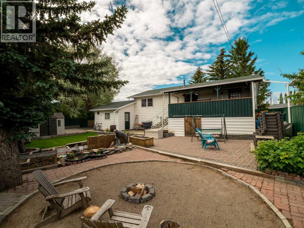 17 Pine Place, Coalhurst, Alberta  T0L 0V0 - Photo 44 - A2322629