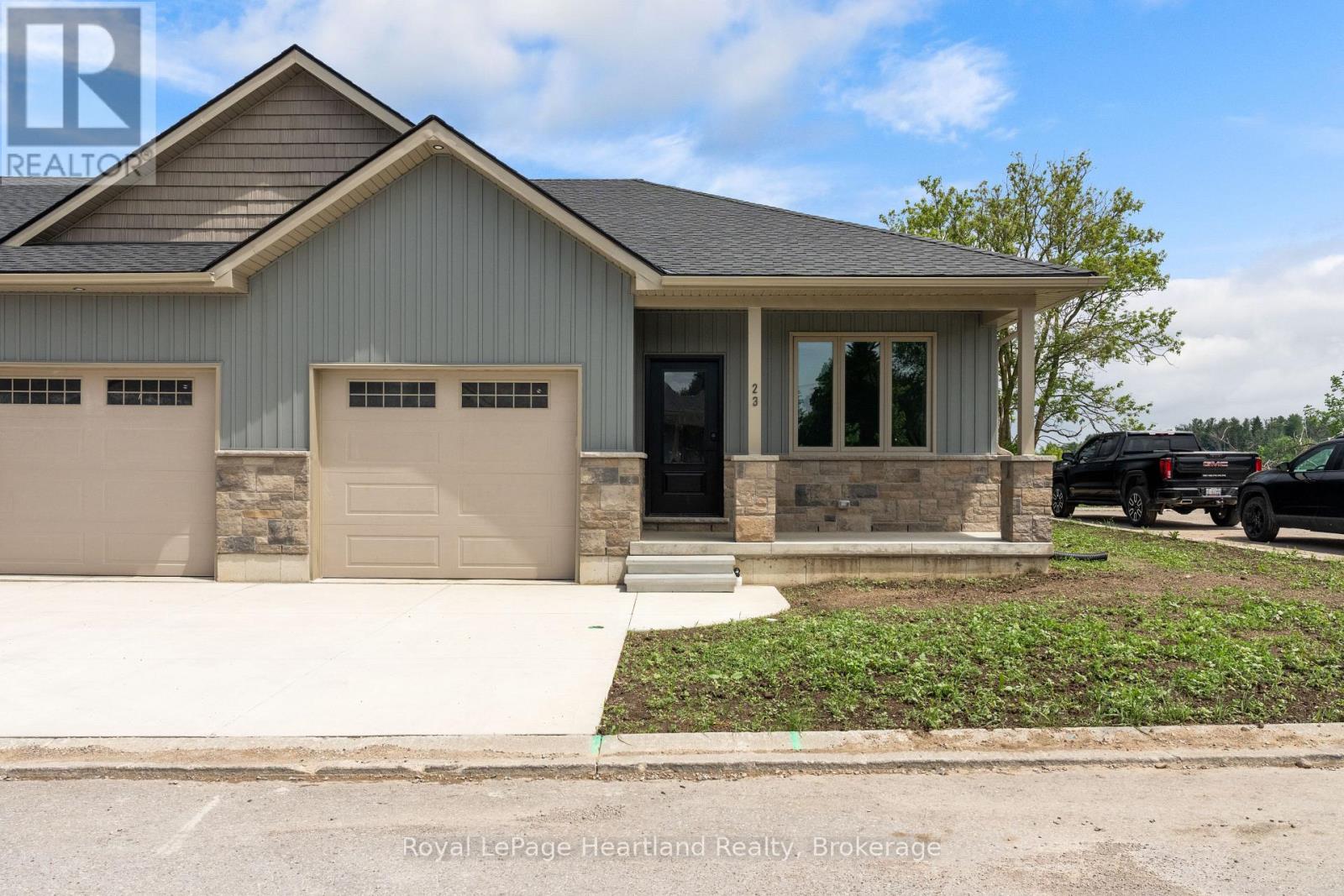 25 Silver Creek Road, Huron East, Ontario  N0K 1W0 - Photo 3 - X12768196