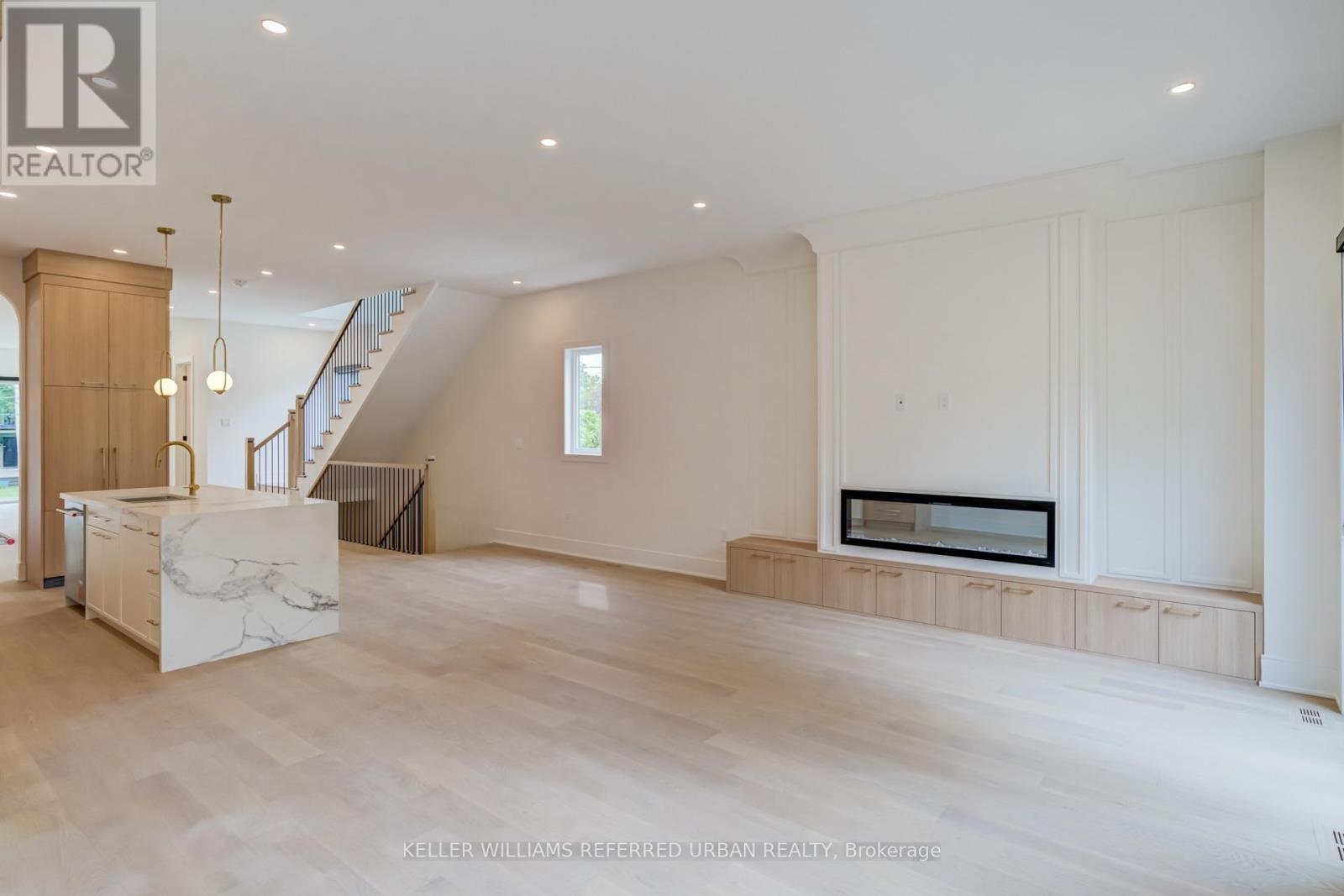 39 Wesley Avenue, Mississauga, Ontario L5H 2M6 - Photo 17 - W13481716