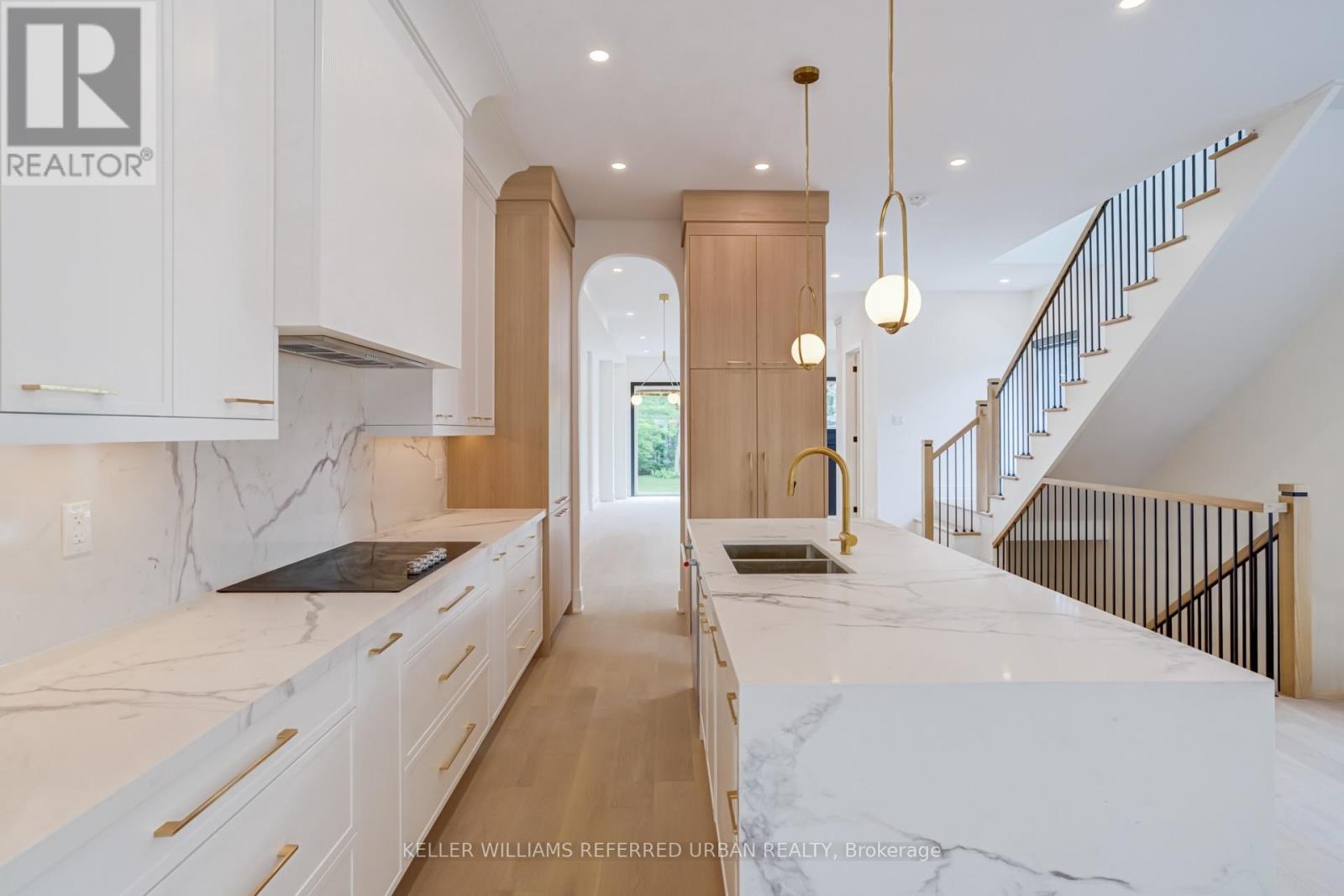 39 Wesley Avenue, Mississauga, Ontario L5H 2M6 - Photo 21 - W13481716