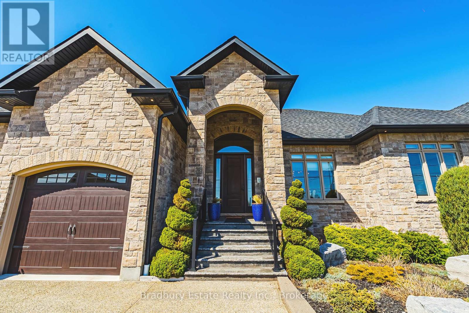 221 Glover Road, Hamilton, Ontario  L8E 5H6 - Photo 4 - X13057474