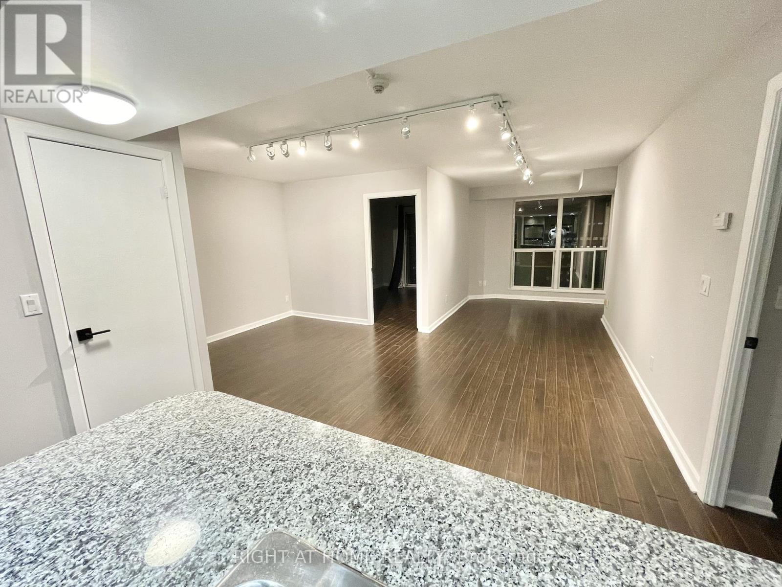 2206 - 8 Park Road, Toronto, Ontario  M4W 3S5 - Photo 21 - C13481856
