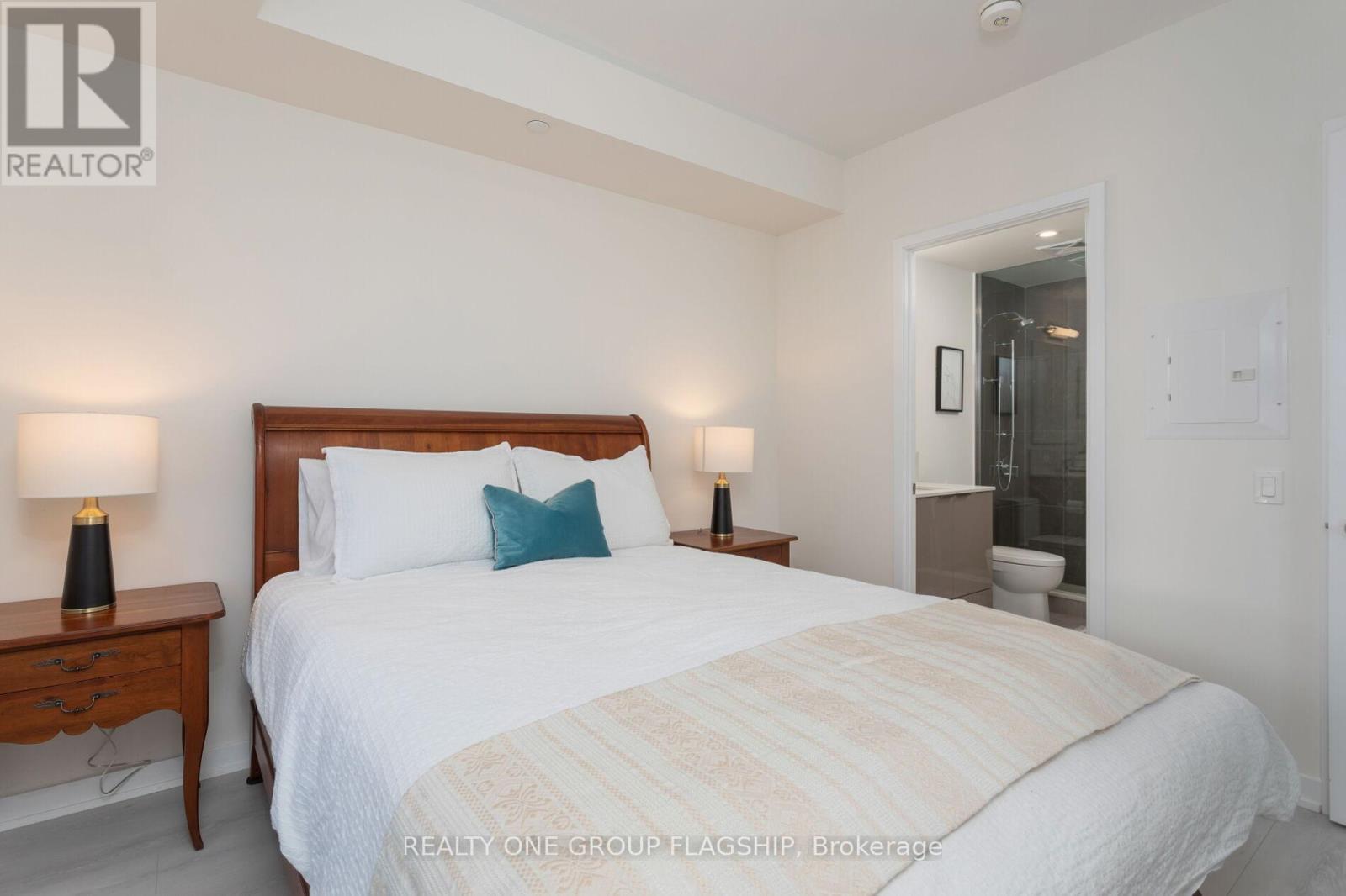 1609 - 28 Freeland Street, Toronto, Ontario  M5E 0E3 - Photo 17 - C13481896