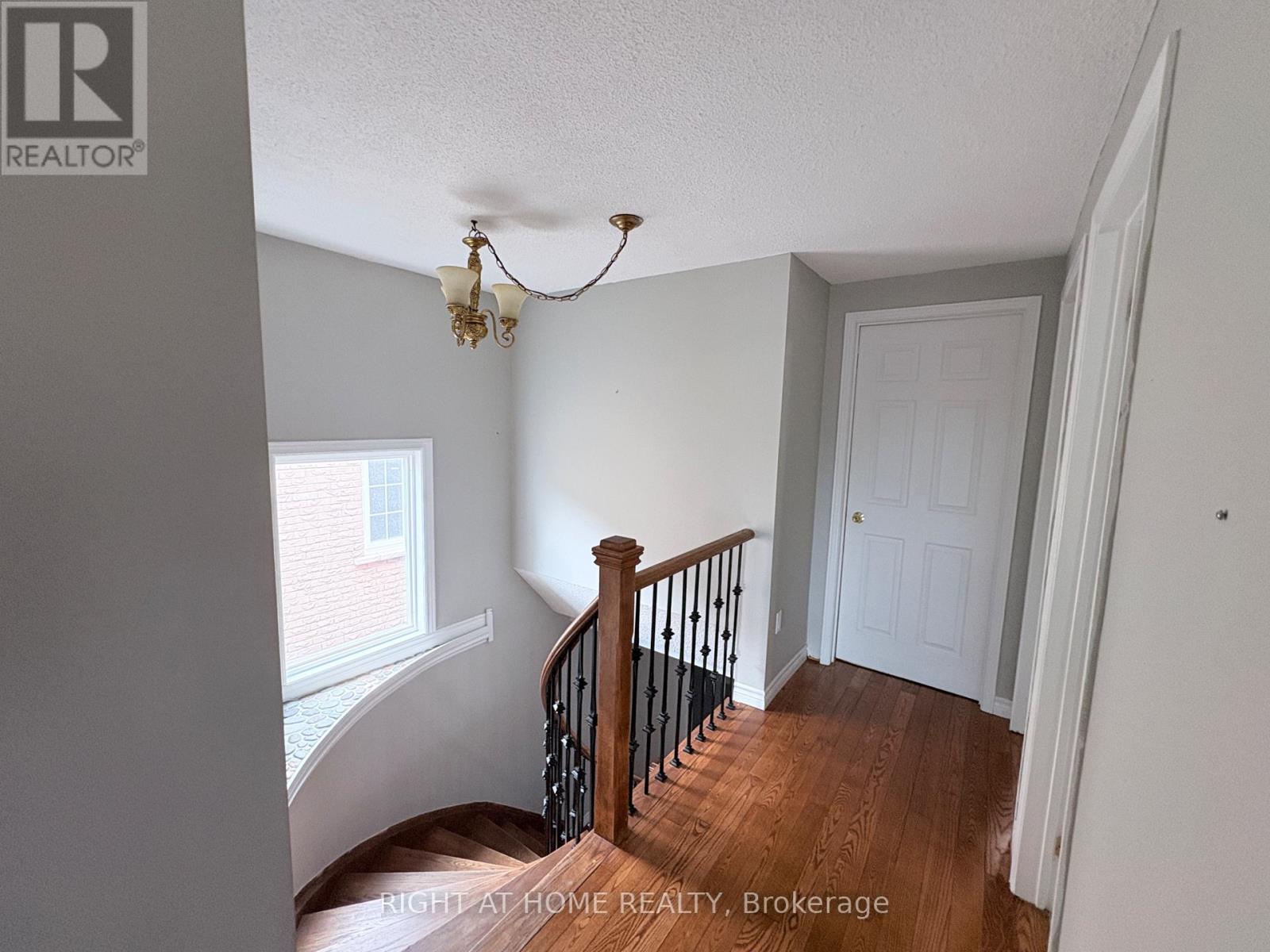 47 Hewitt Crescent, Ajax, Ontario  L1S 7A6 - Photo 27 - E13481876