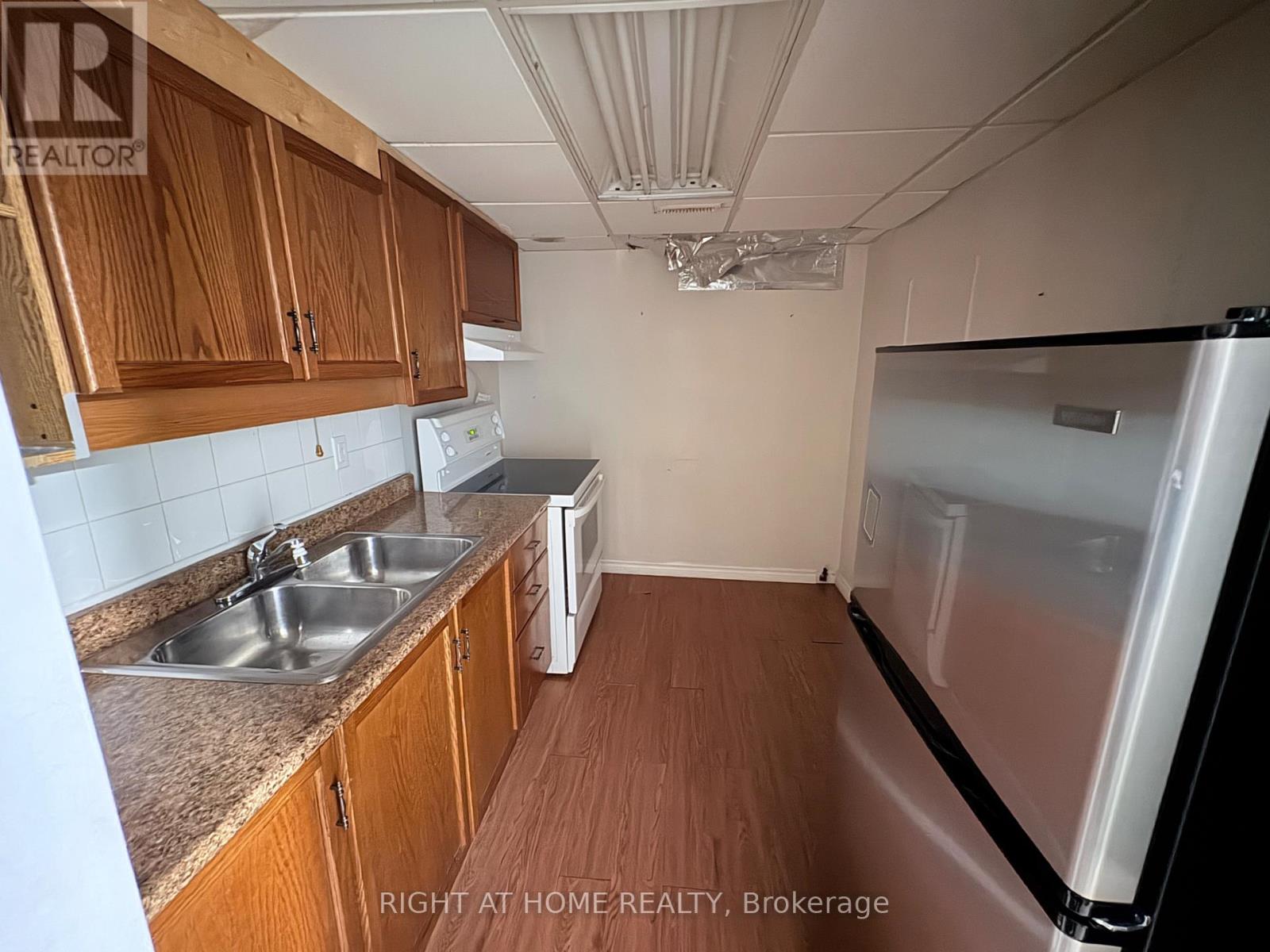 47 Hewitt Crescent, Ajax, Ontario  L1S 7A6 - Photo 30 - E13481876