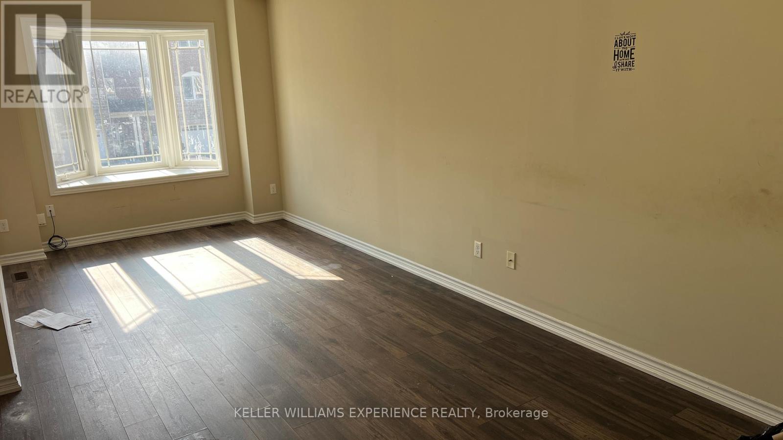 39 Milson Crescent, Essa, Ontario  L0M 1B4 - Photo 5 - N13481888