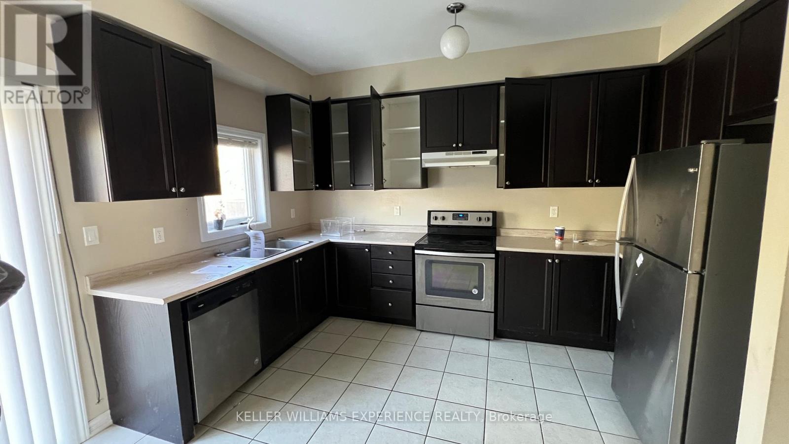 39 Milson Crescent, Essa, Ontario  L0M 1B4 - Photo 8 - N13481888
