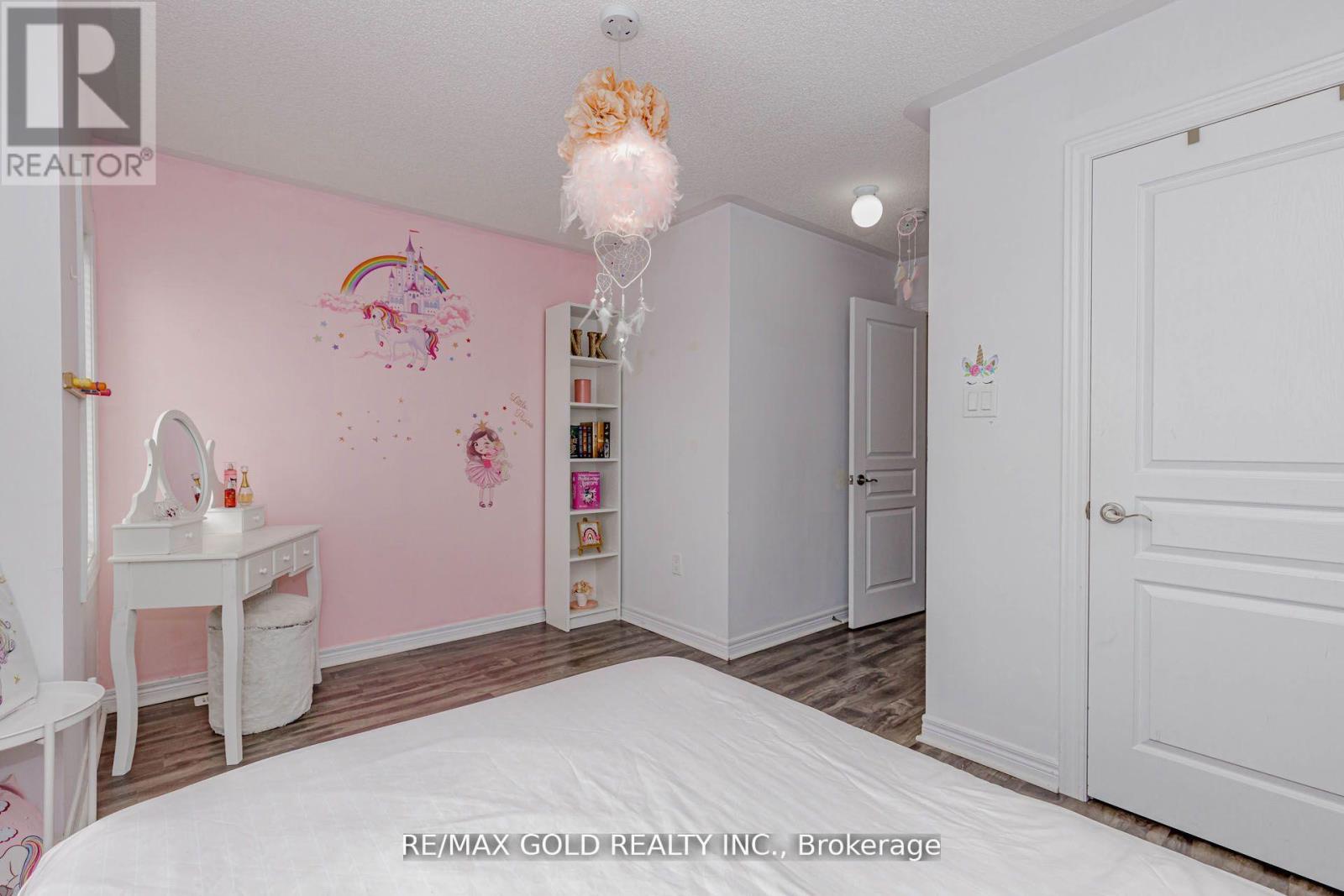 39 Chesterwood Crescent, Brampton, Ontario  L6Y 0Z4 - Photo 37 - W13481848