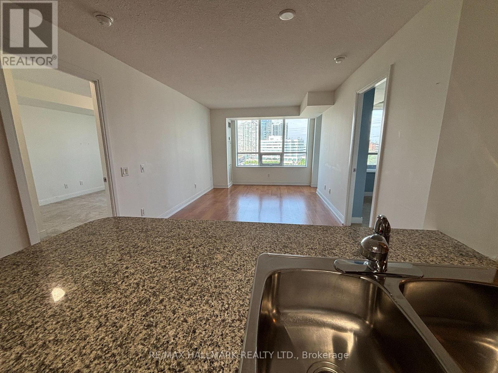 839 - 35 Viking Lane, Toronto, Ontario  M9B 0A2 - Photo 10 - W13481894