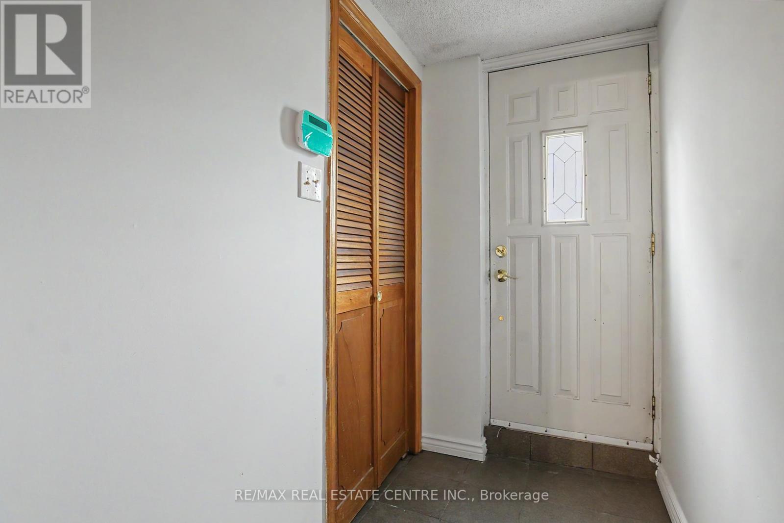 396 Pinemeadow Avenue, Mississauga, Ontario  L5B 2J9 - Photo 36 - W13481902