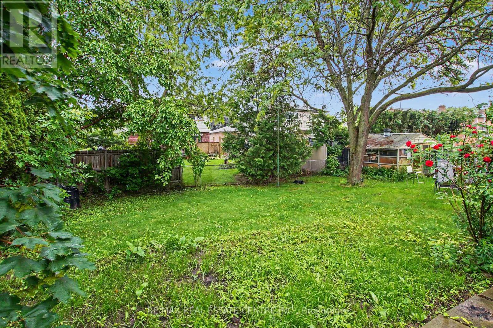 396 Pinemeadow Avenue, Mississauga, Ontario  L5B 2J9 - Photo 42 - W13481902