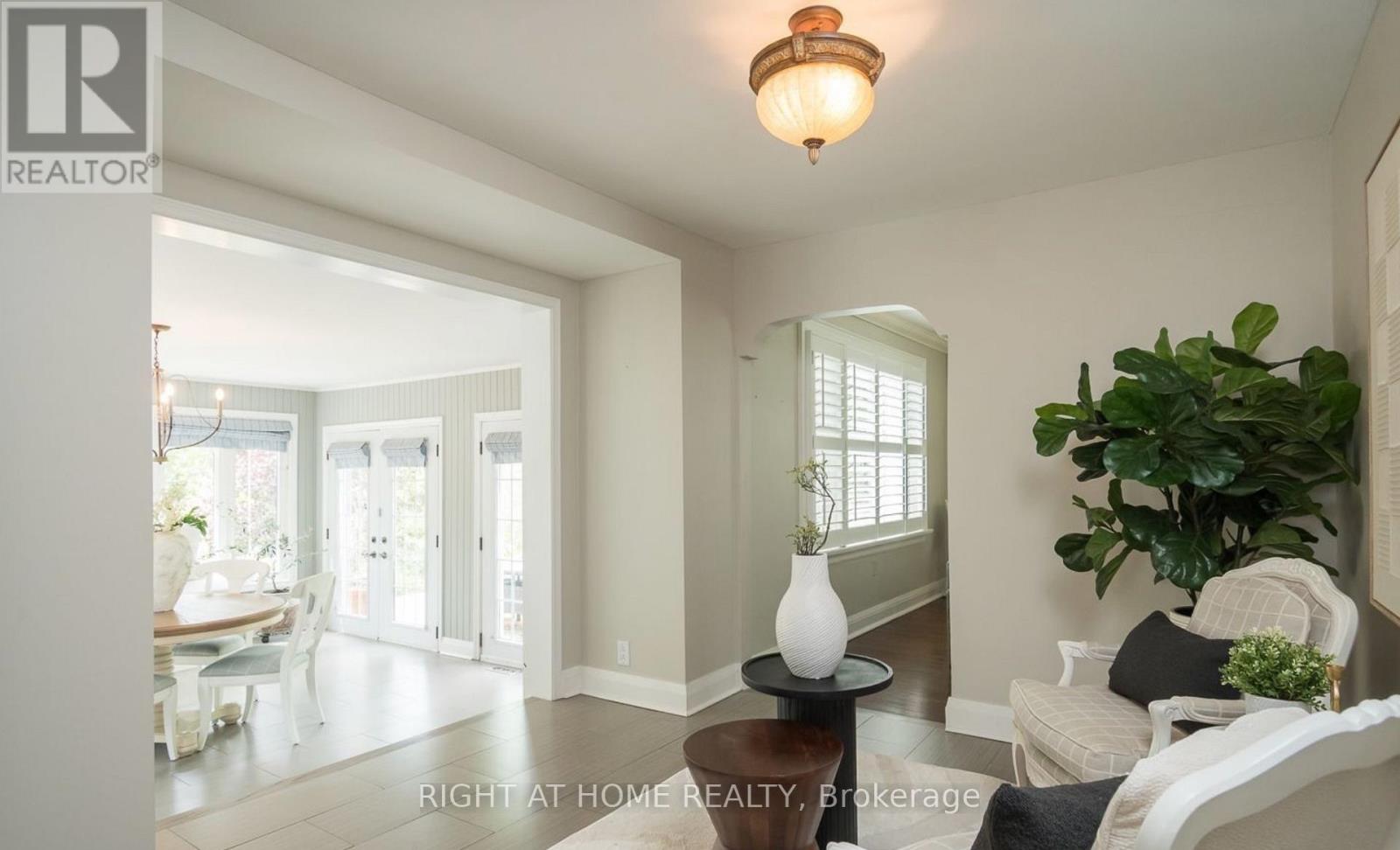 124 Lydia Avenue, Milton (Om Old Milton), Ontario  L9T 2H1 - Photo 7 - W13481904