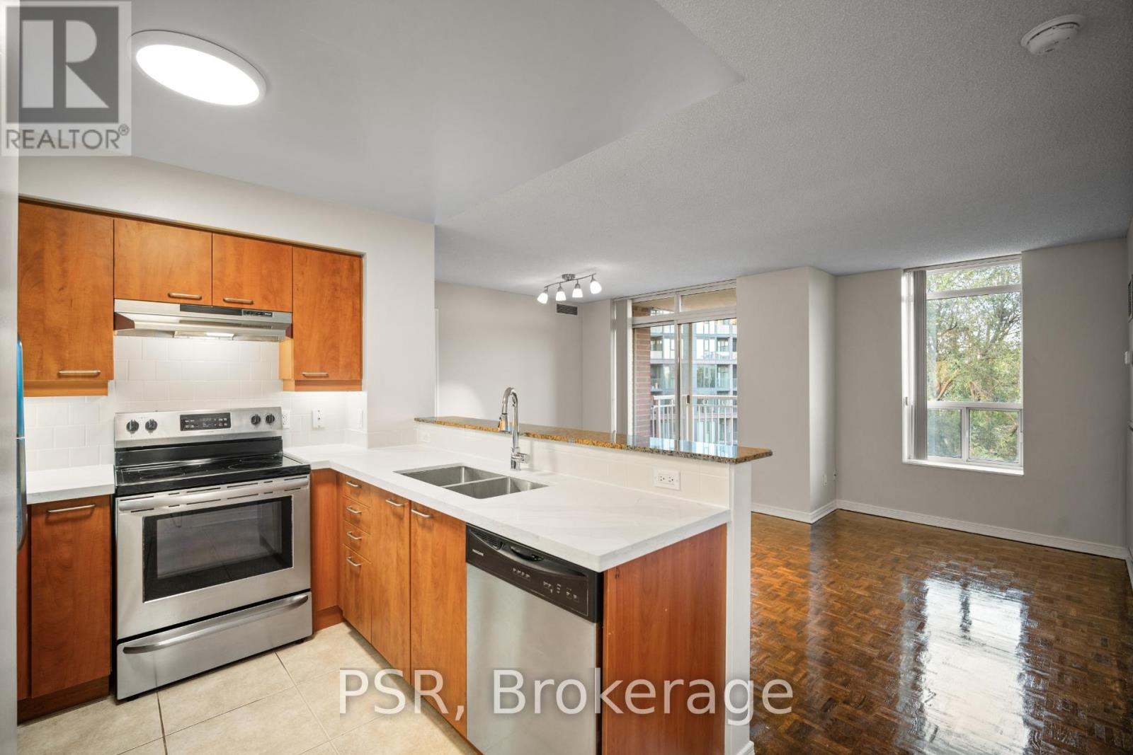110 - 515 Rosewell Avenue, Toronto, Ontario  M4R 2J3 - Photo 2 - C13216912